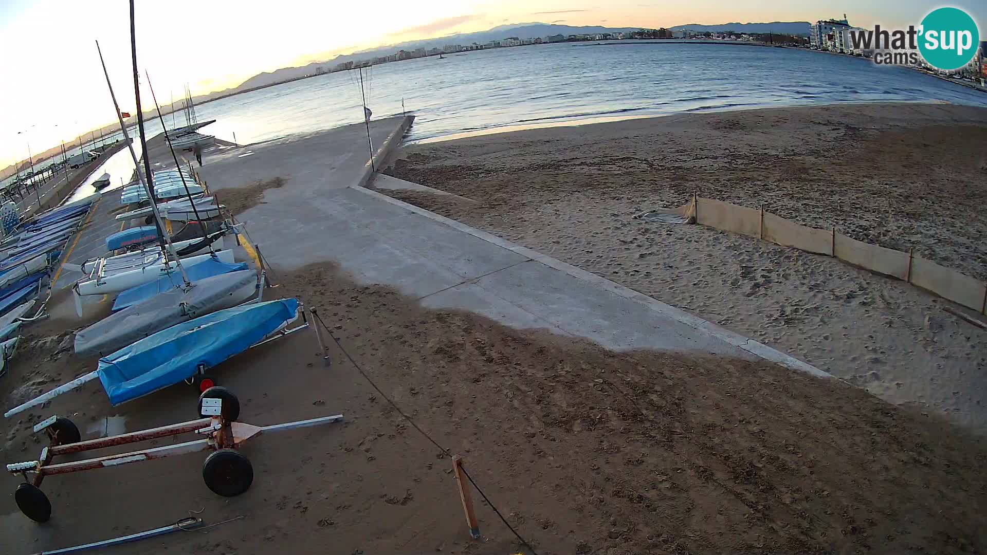Webcam porto di Roses – Costa Brava – spiaggia La Perola