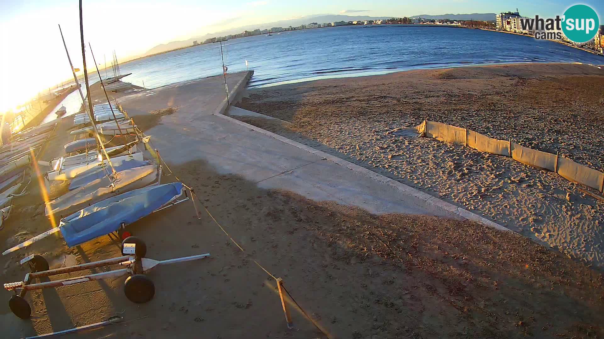 Webcam Port of Roses – Costa Brava – La Perola Beach