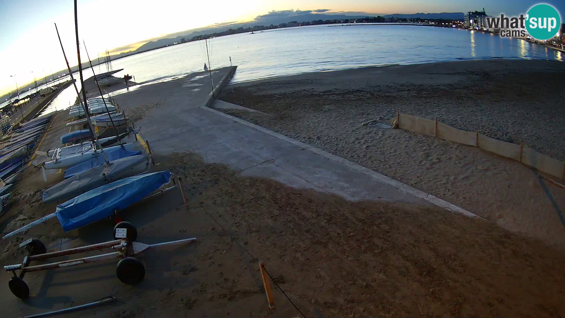 Webcam Port of Roses – Costa Brava – La Perola Beach