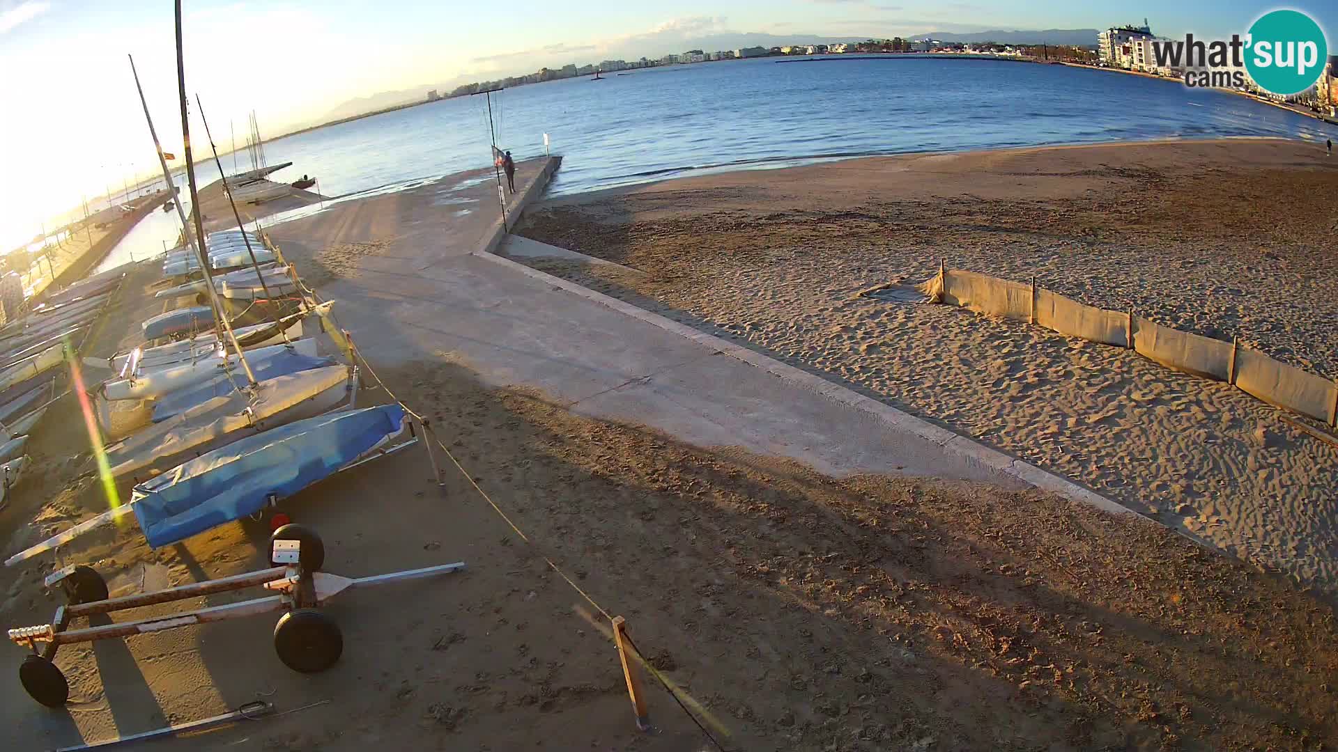 Webcam porto di Roses – Costa Brava – spiaggia La Perola