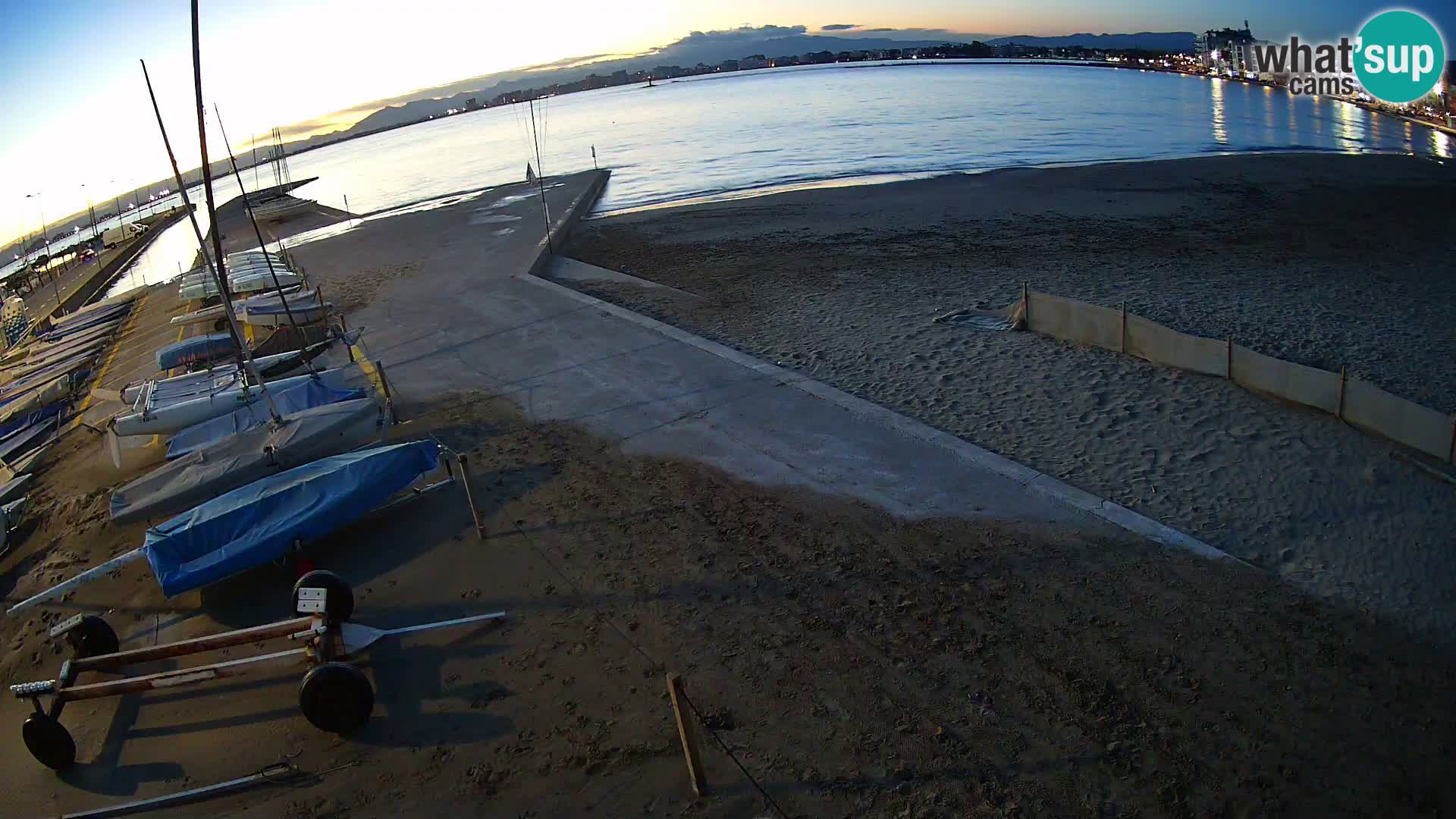 Roses webcam Port – Costa Brava – plage La Perola