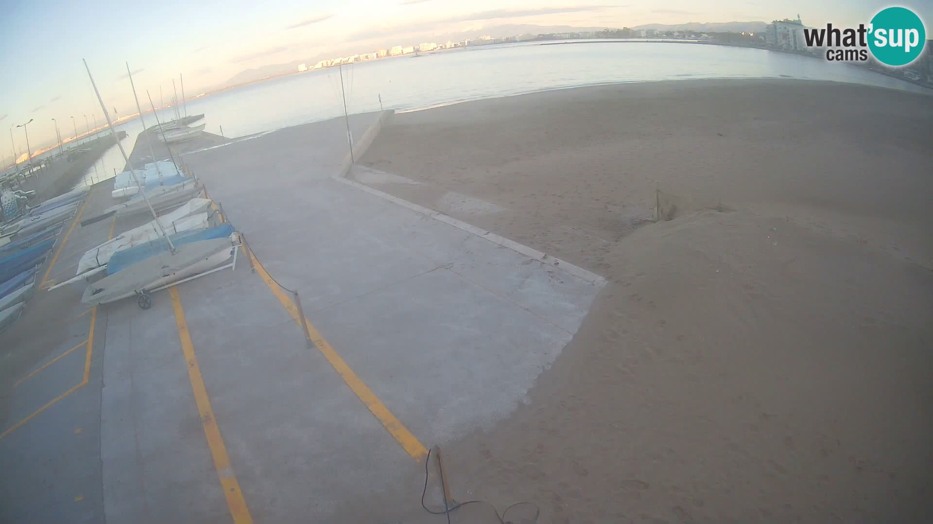 Roses webcam Port – Costa Brava – plage La Perola