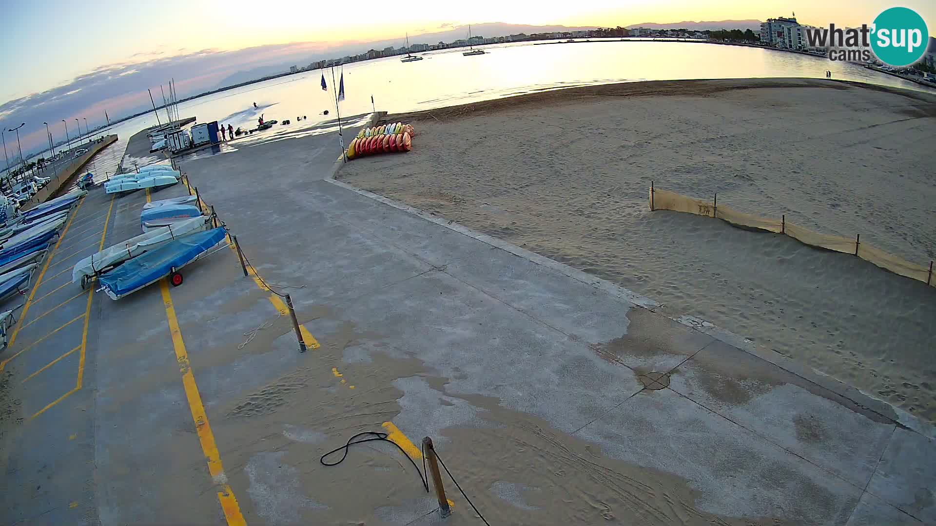 Roses webcam Port – Costa Brava – plage La Perola