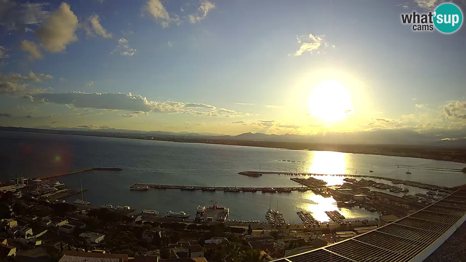 Roses – Puerto pesquero  y la bahía de Roses