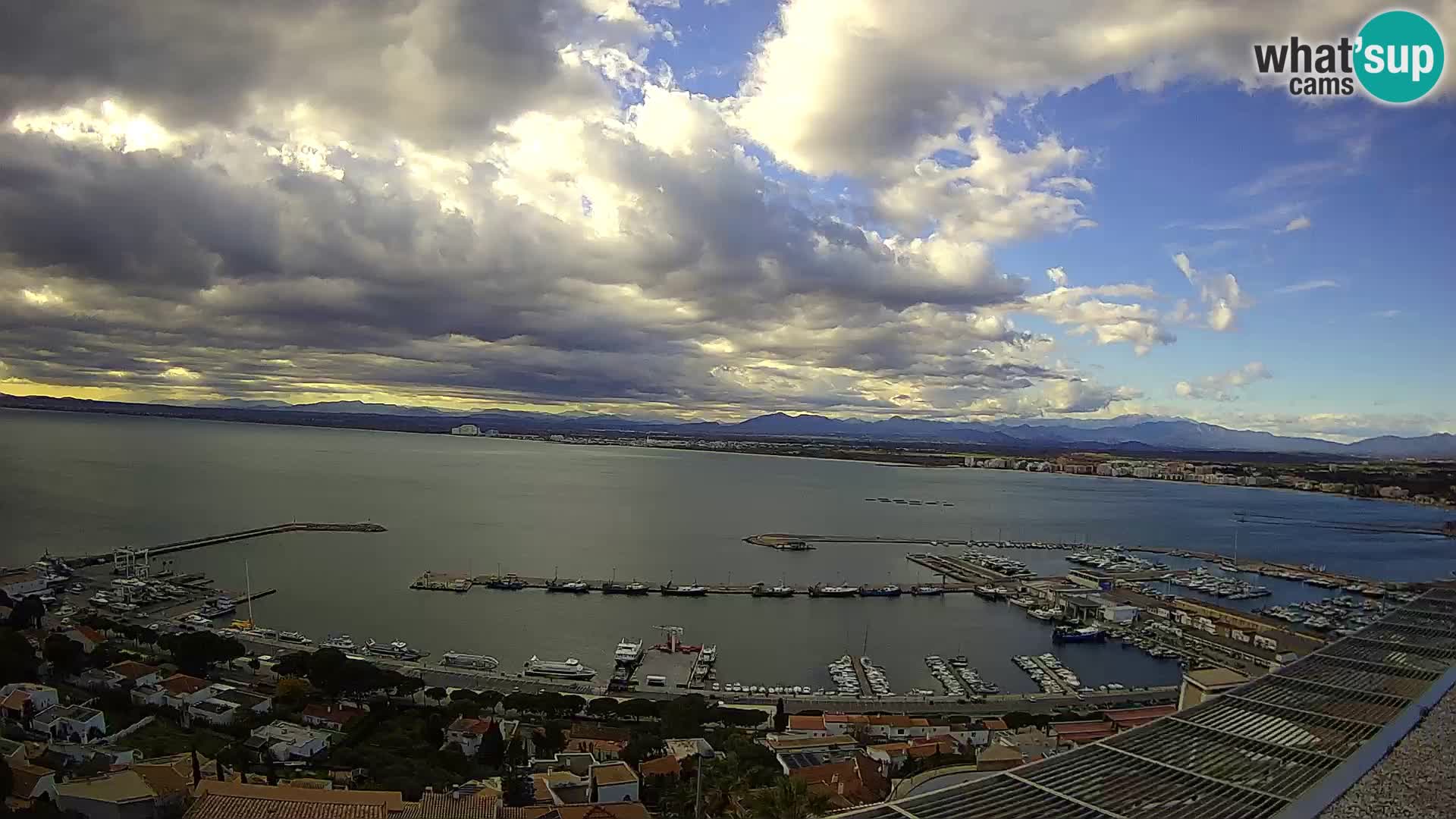 Roses – Porto di pesce e la baia