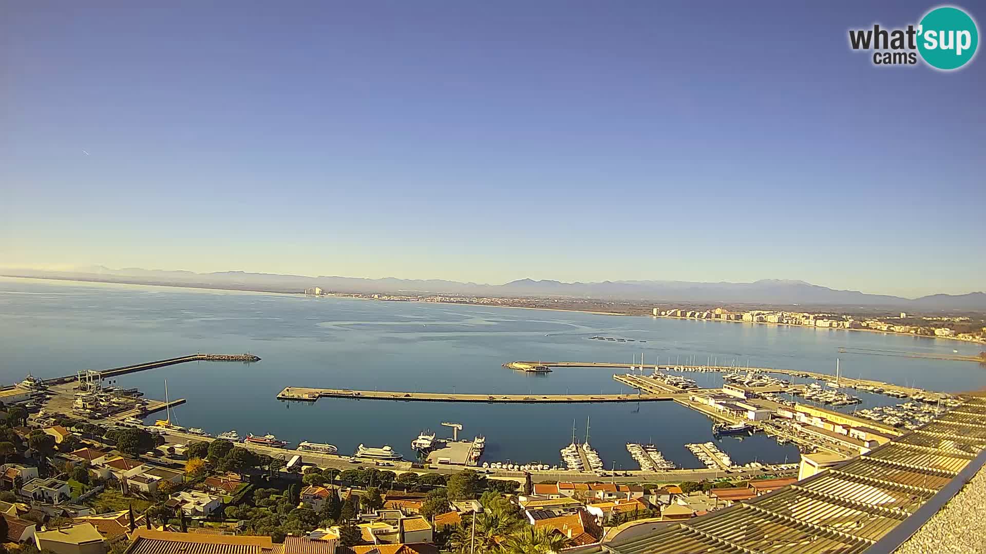 Roses – Porto di pesce e la baia