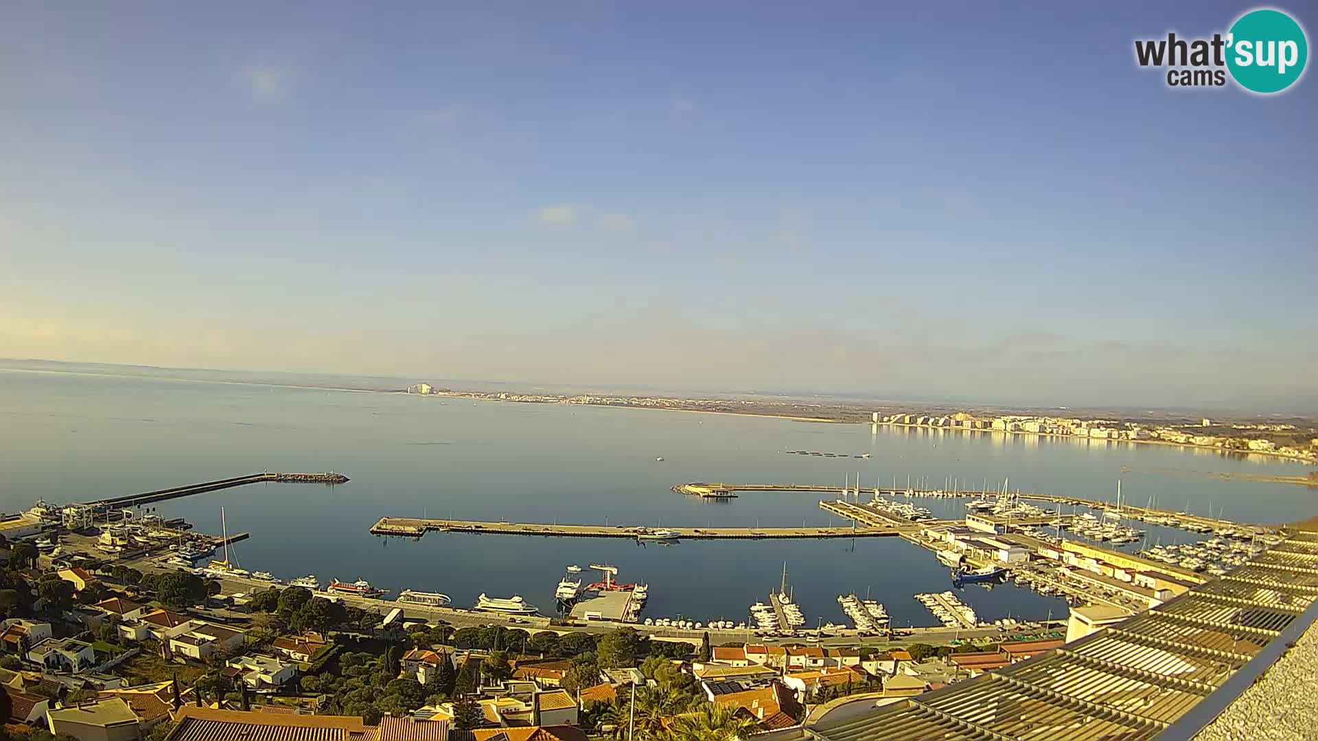 Roses – Puerto pesquero  y la bahía de Roses