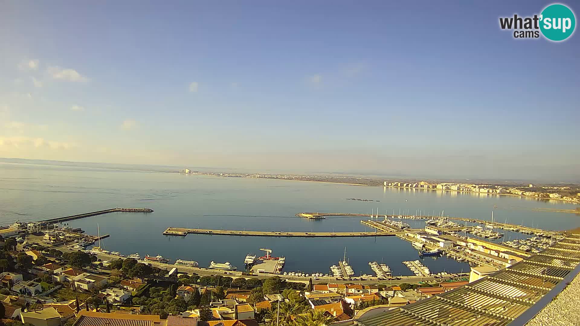 Roses – Puerto pesquero  y la bahía de Roses