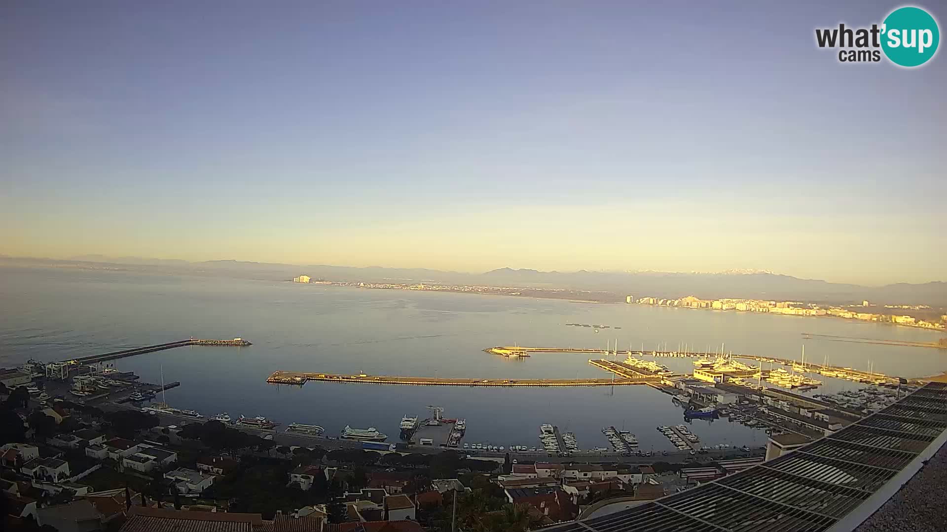 Roses – Porto di pesce e la baia