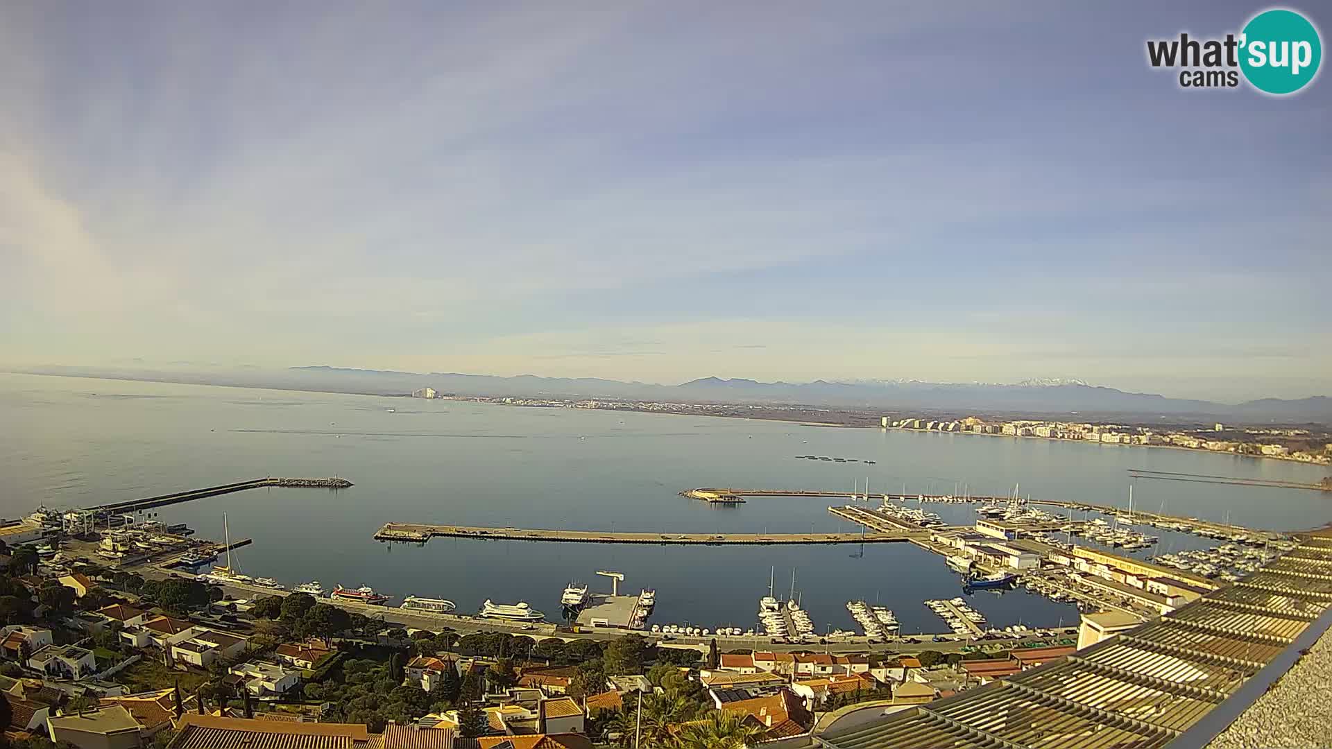 Roses –  Port de pêche  et la baie