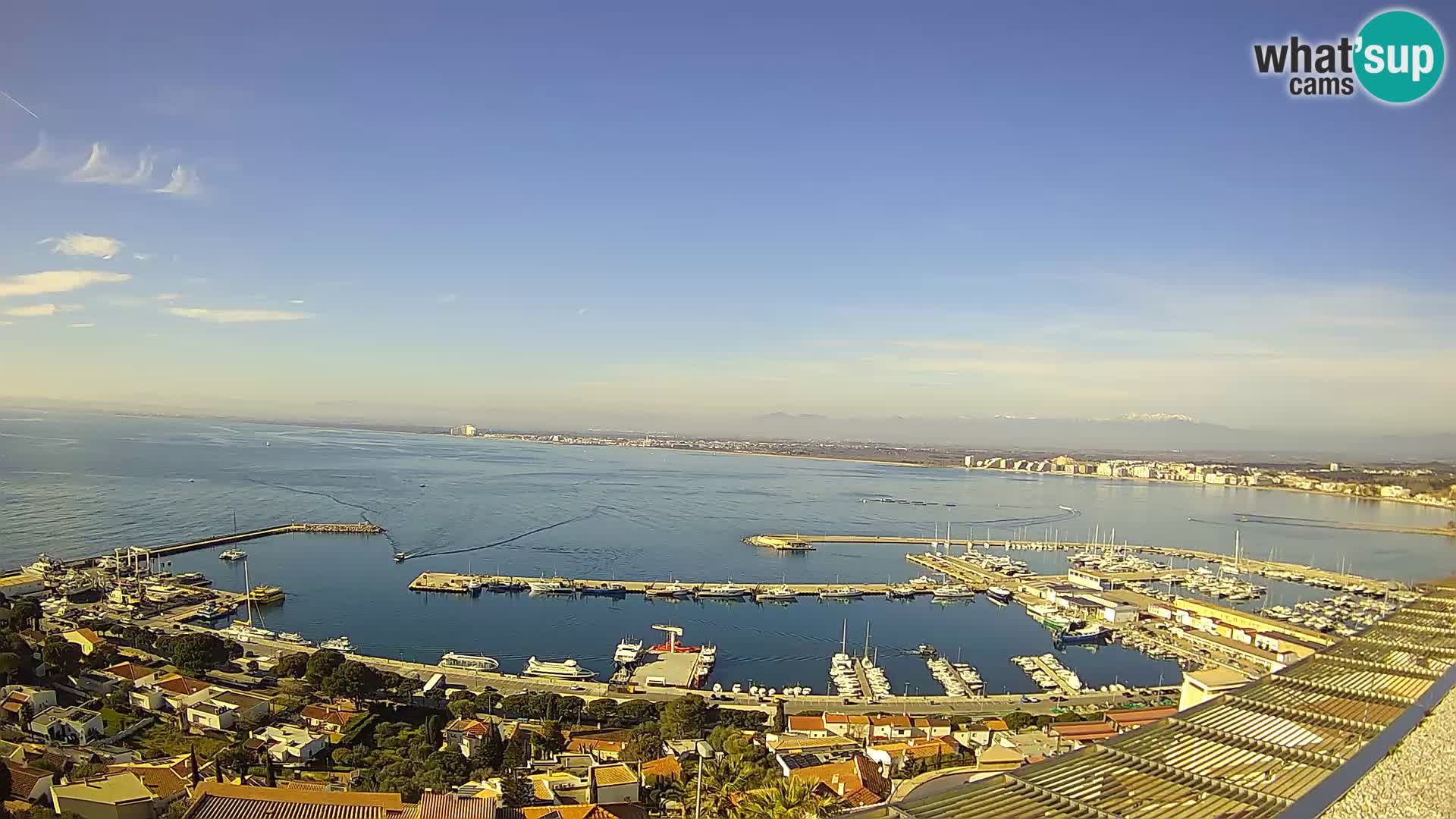 Roses – Puerto pesquero  y la bahía de Roses