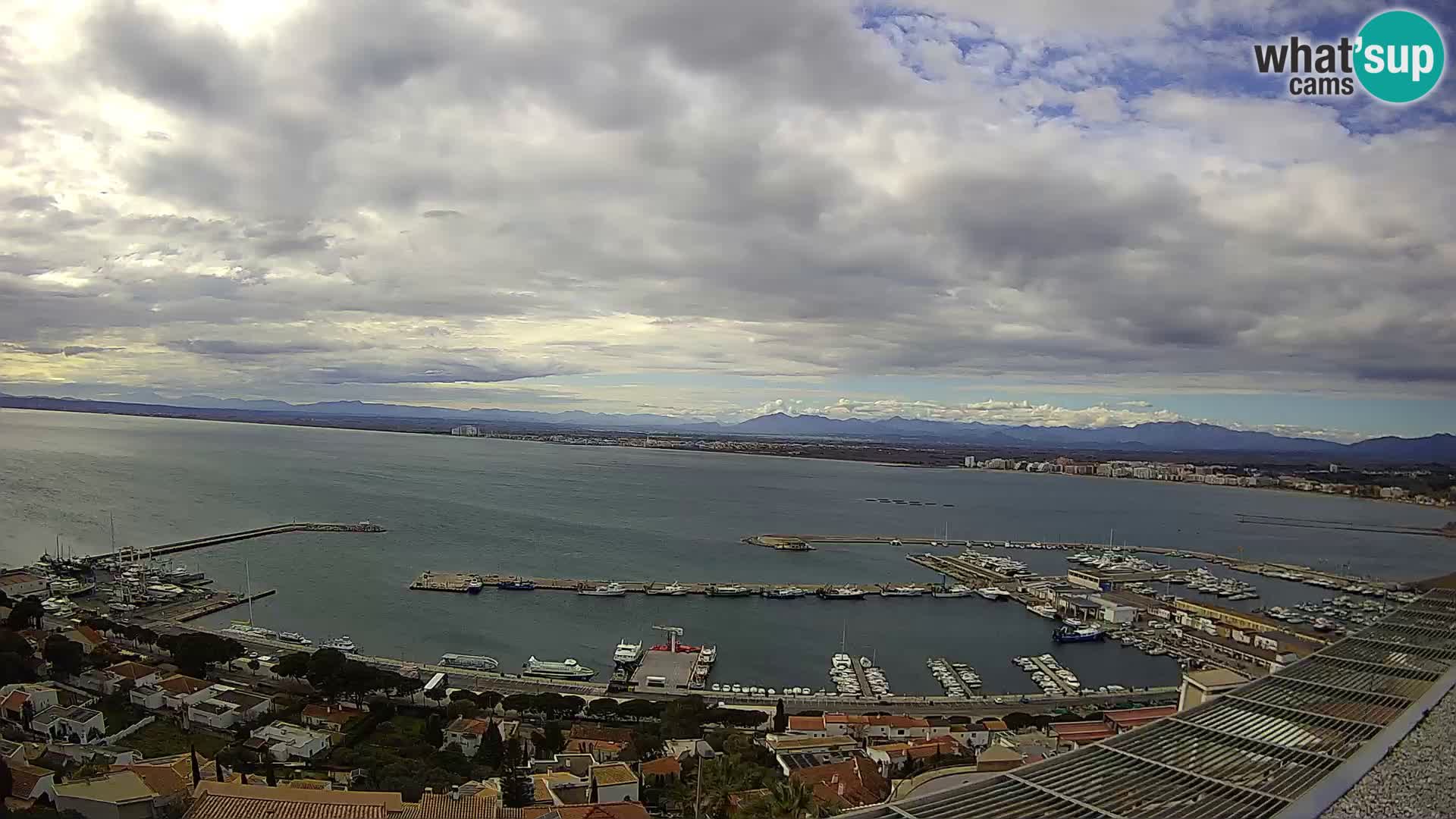 Roses – Porto di pesce e la baia