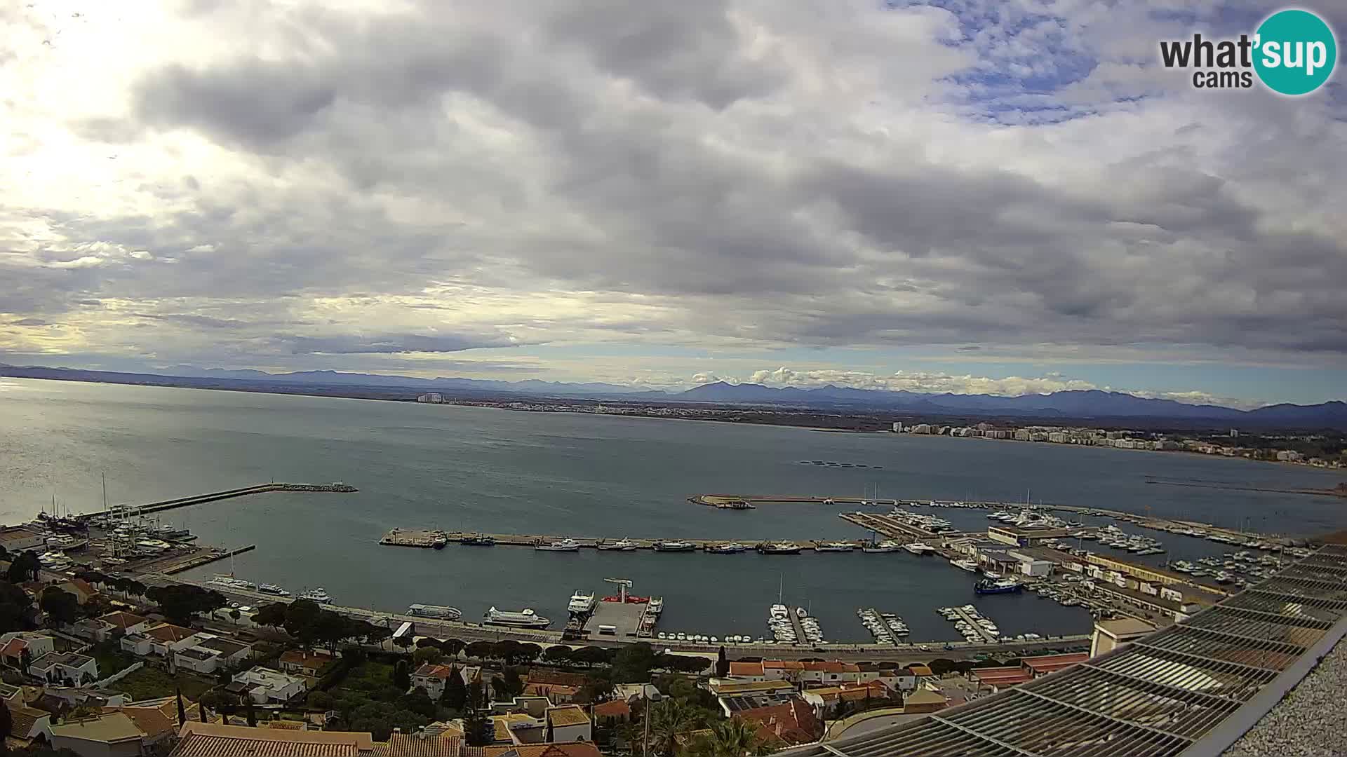 Roses – Porto di pesce e la baia