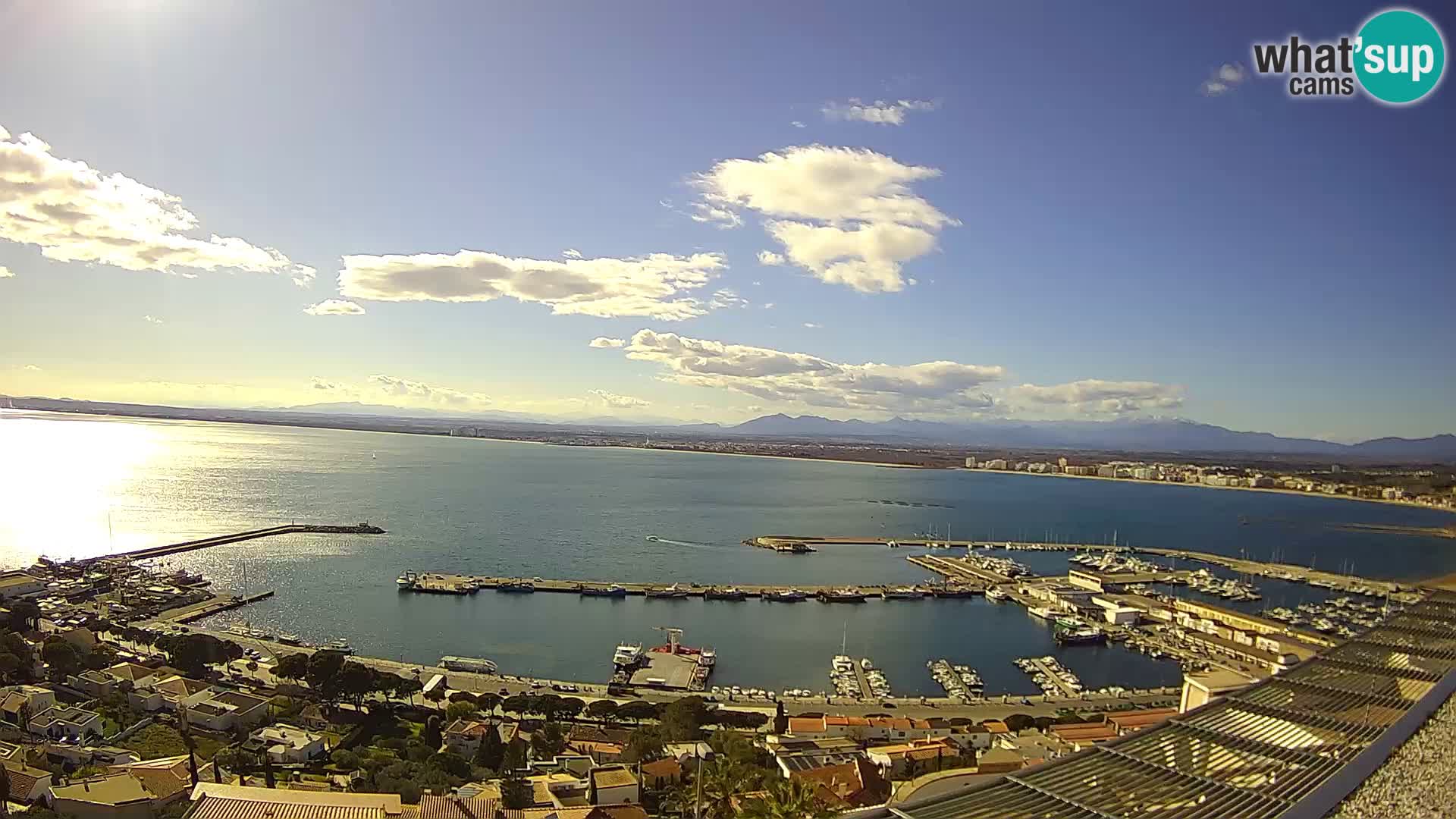 Roses –  Port de pêche  et la baie