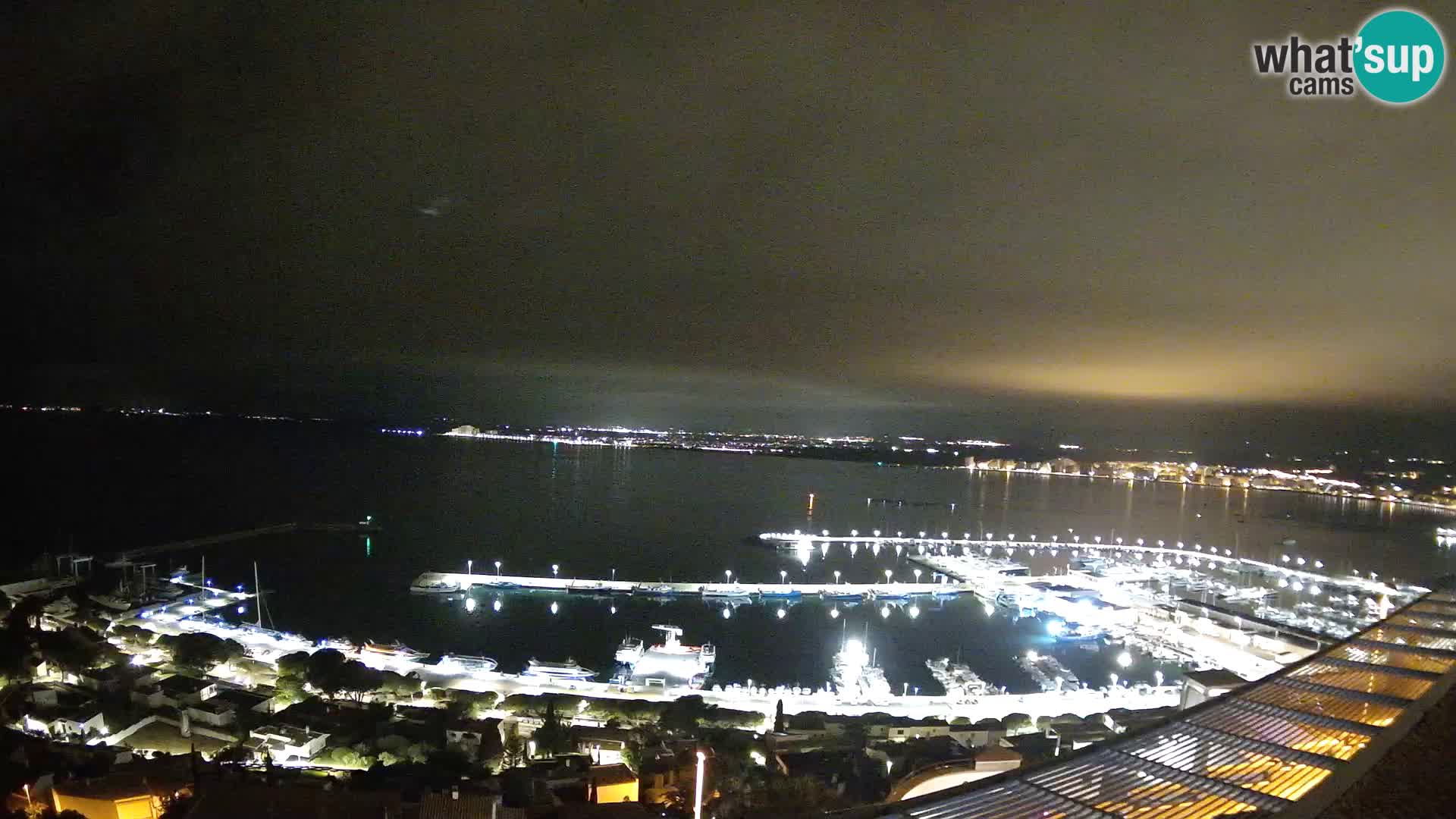 Livecam Hafen Roses –  Fischereihafen und die Bucht
