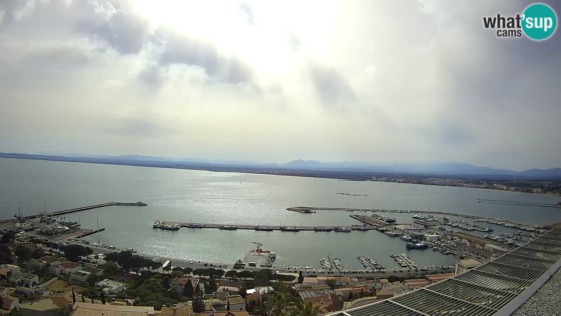 Roses – Puerto pesquero  y la bahía de Roses