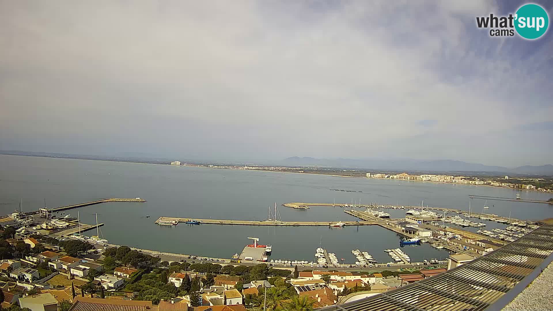 Roses – Puerto pesquero  y la bahía de Roses
