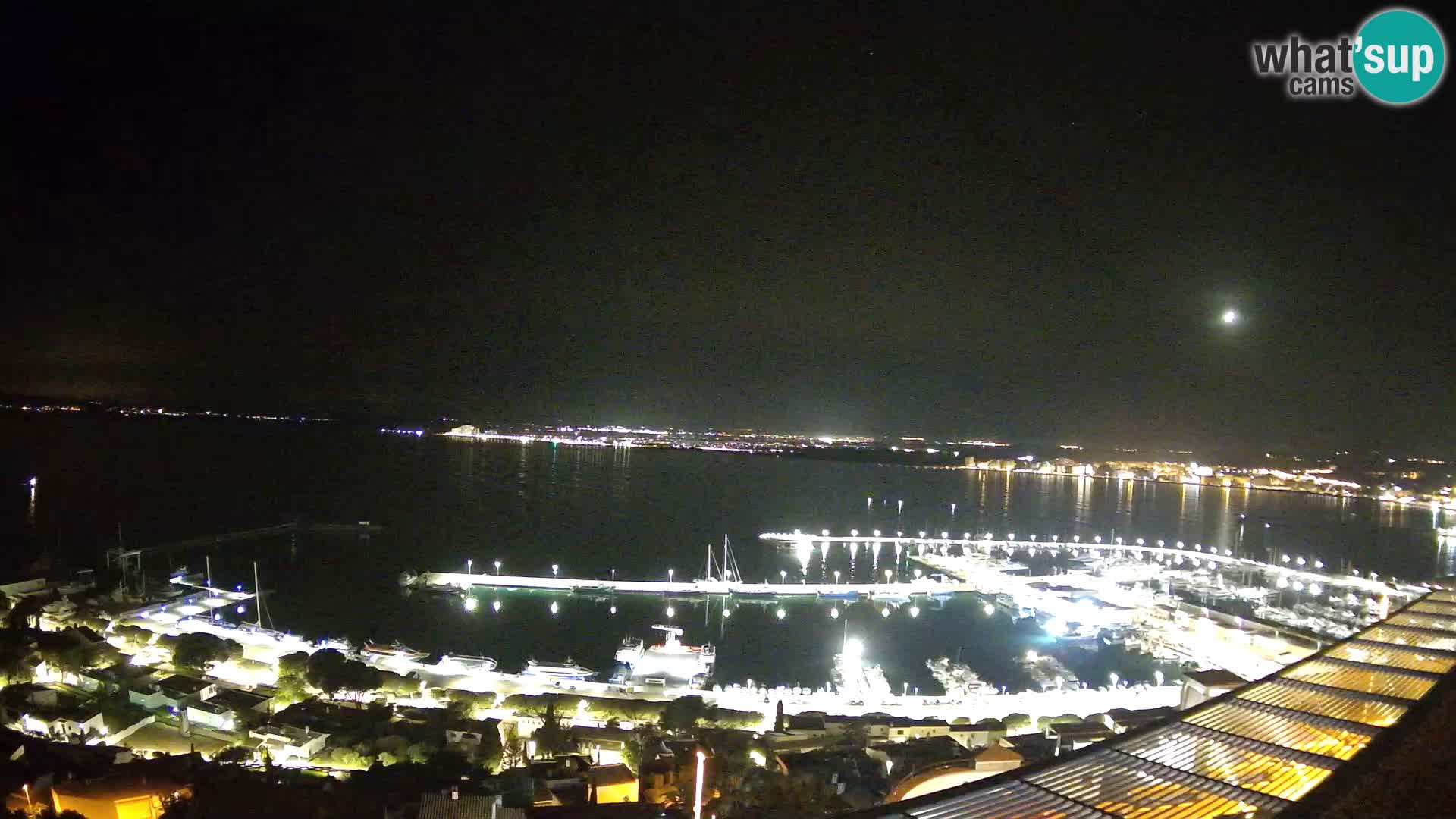 Roses – Puerto pesquero  y la bahía de Roses