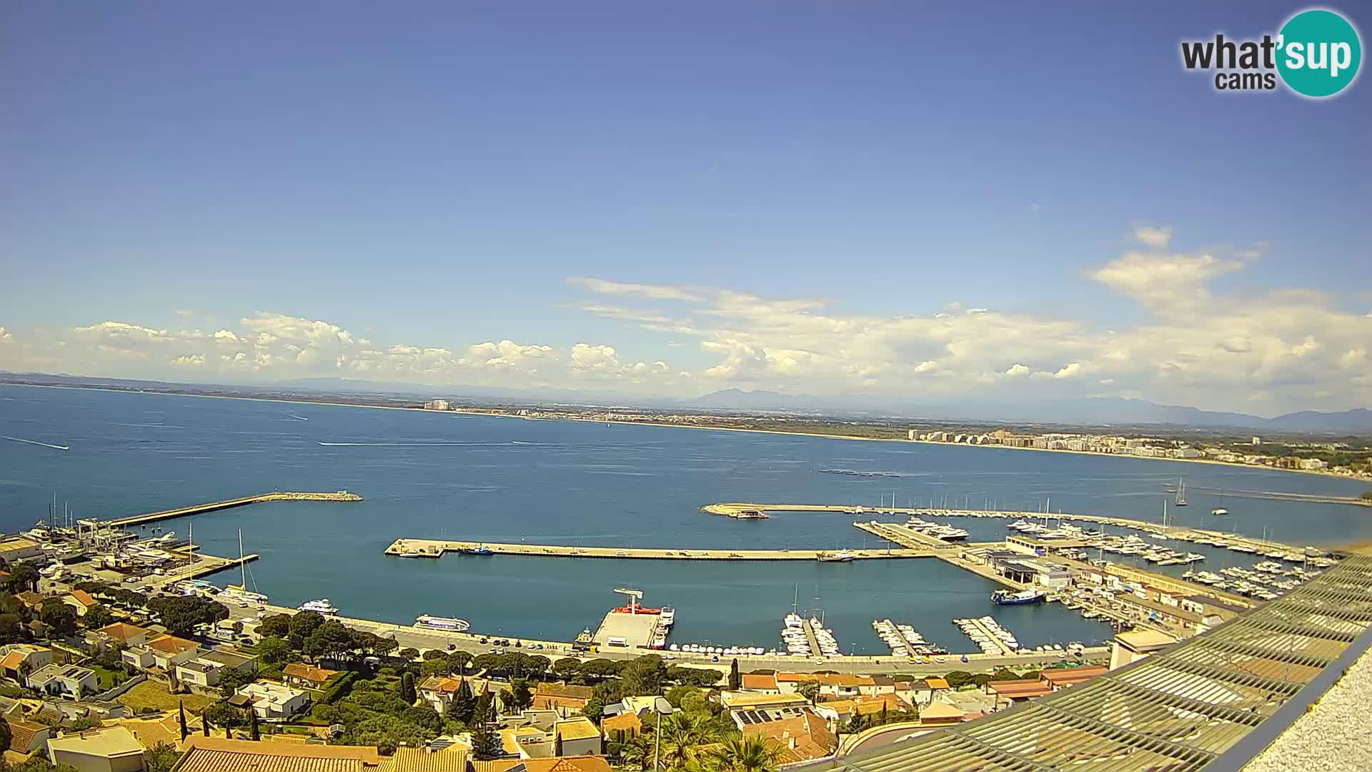 Roses – Puerto pesquero  y la bahía de Roses