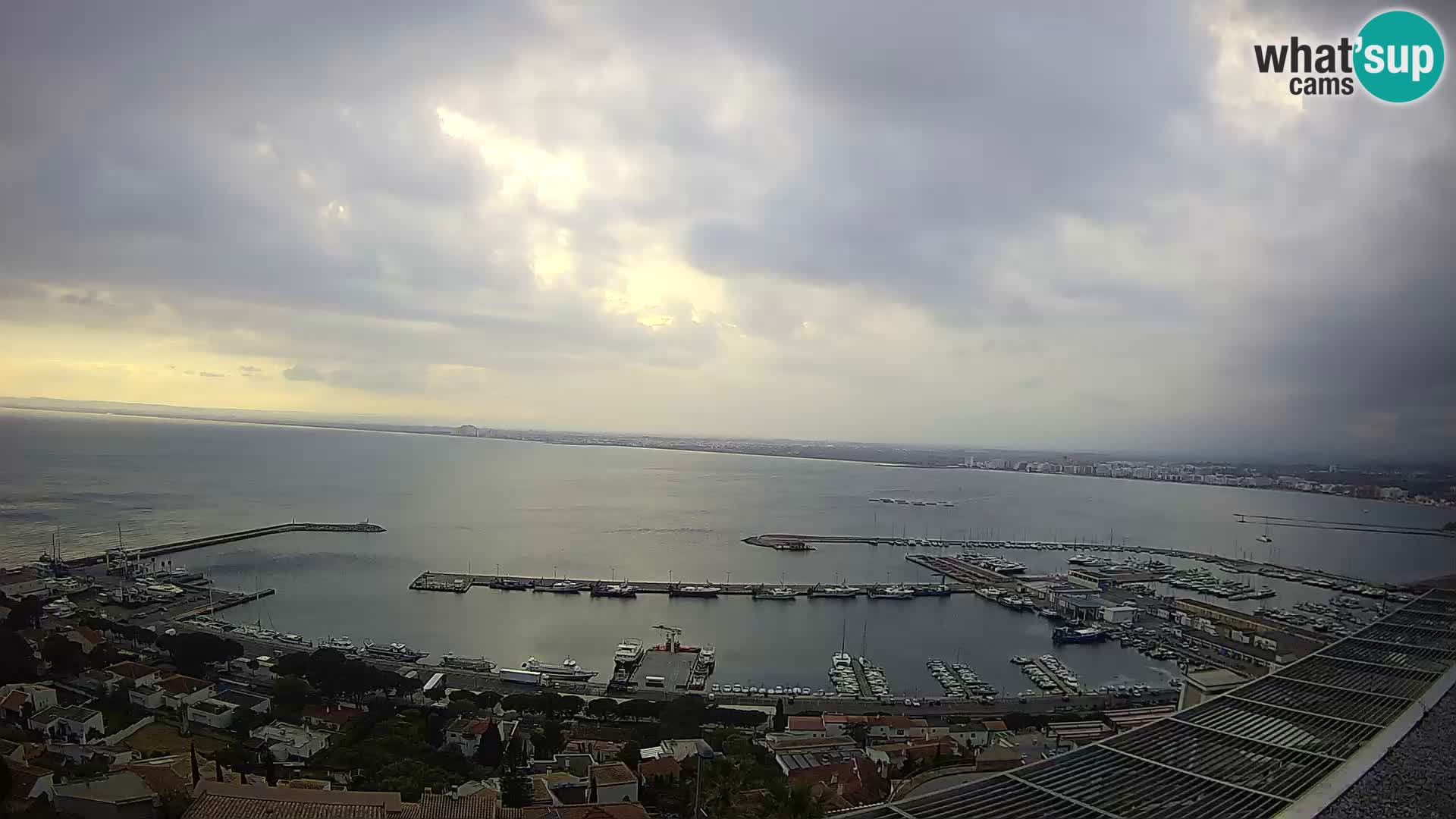 Roses – Porto di pesce e la baia