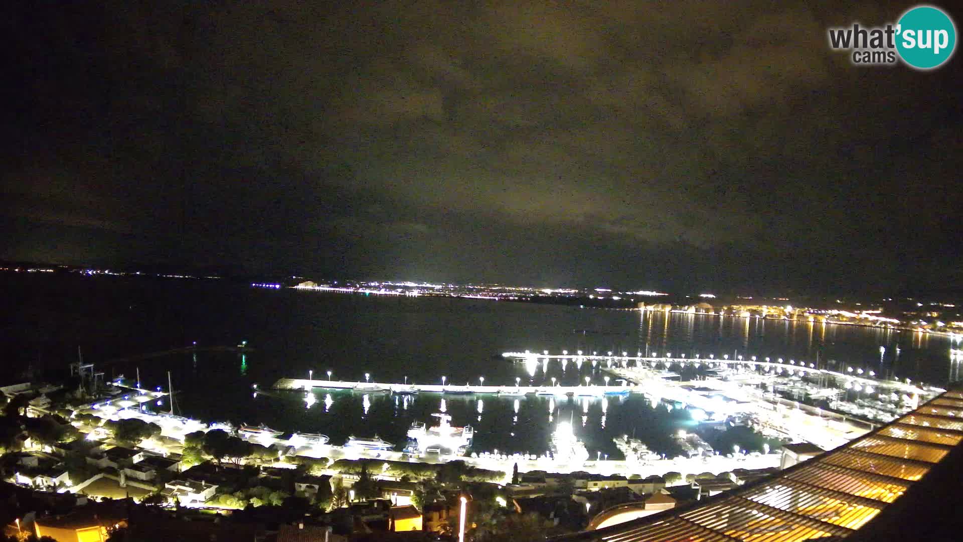 Livecam Hafen Roses –  Fischereihafen und die Bucht