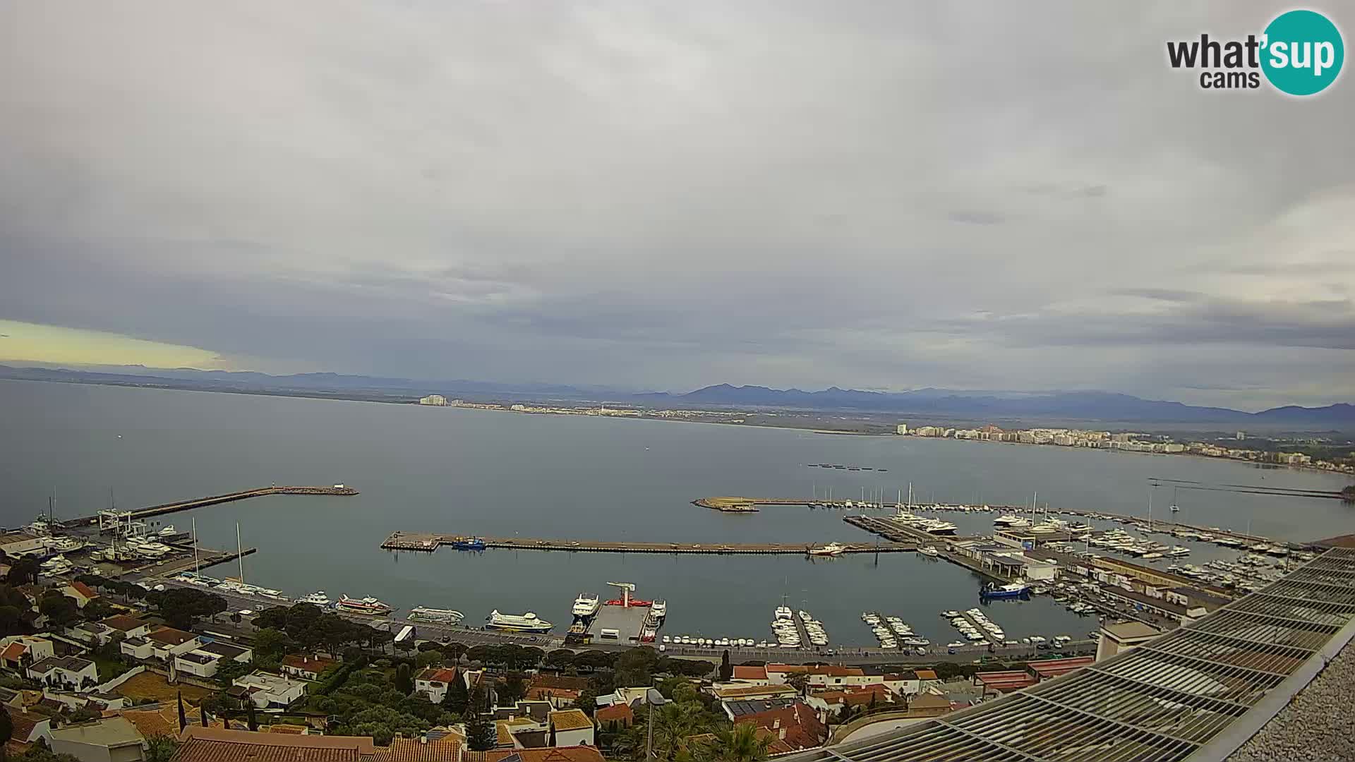 Roses – Porto di pesce e la baia