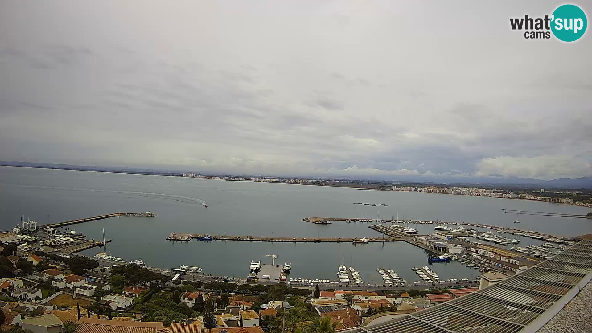 Roses –  Port de pêche  et la baie