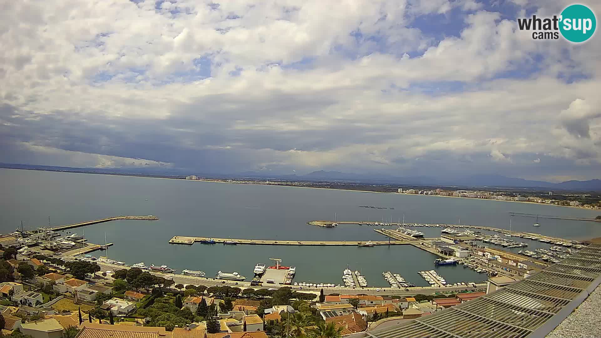 Roses –  Port de pêche  et la baie