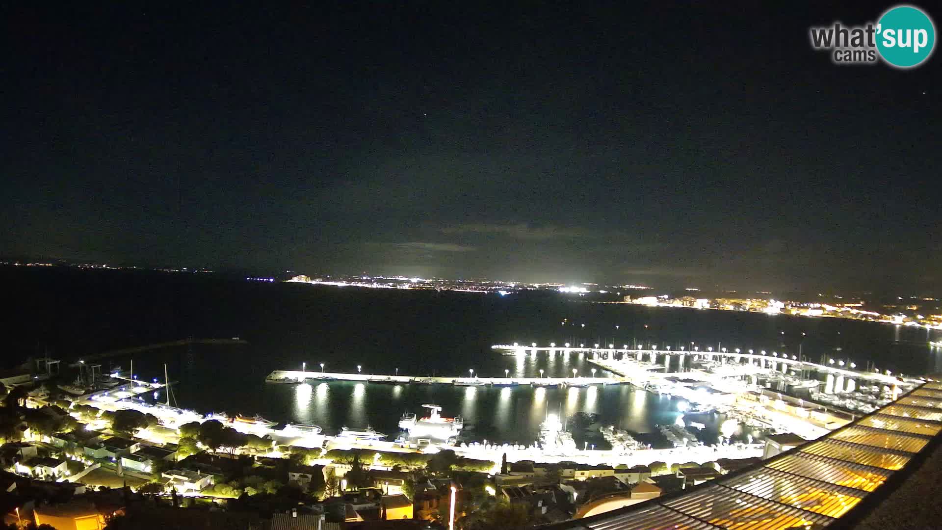 Roses – Puerto pesquero  y la bahía de Roses