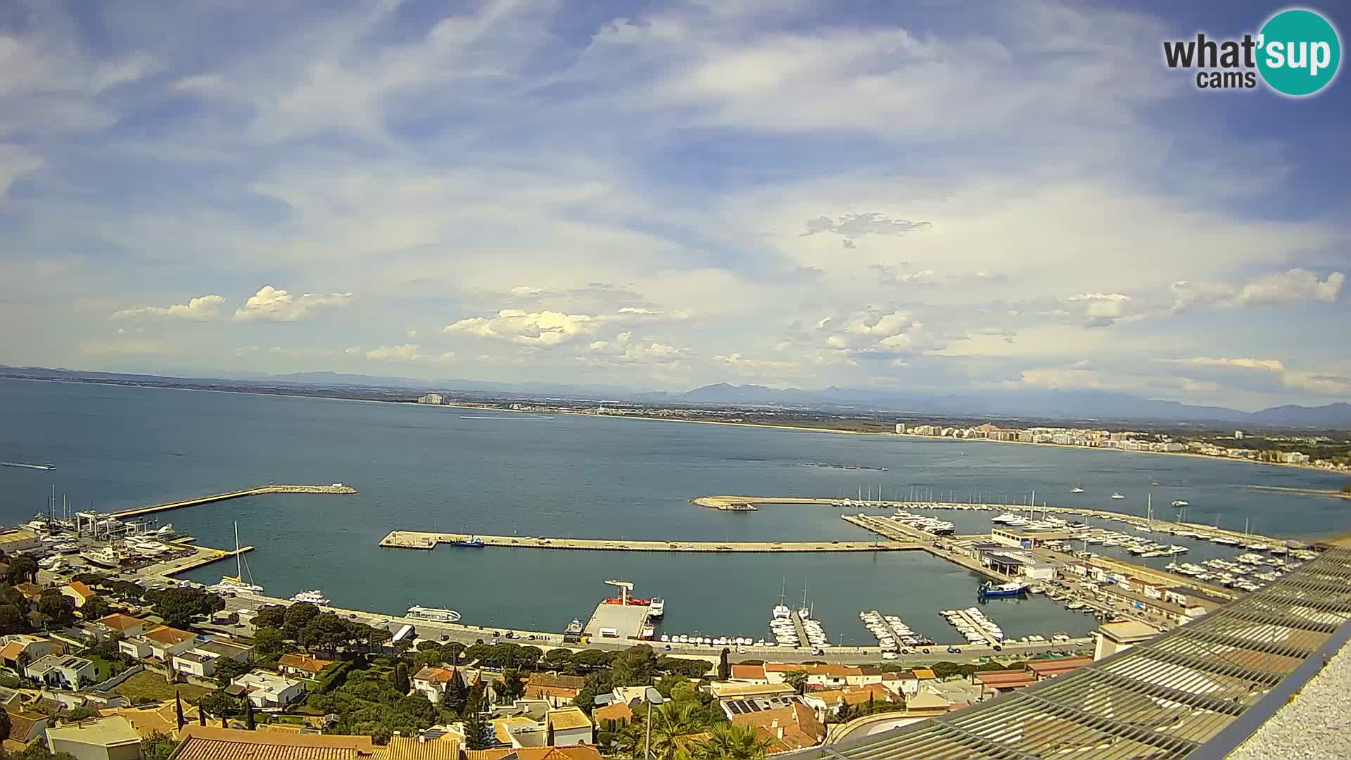 Roses – Puerto pesquero  y la bahía de Roses