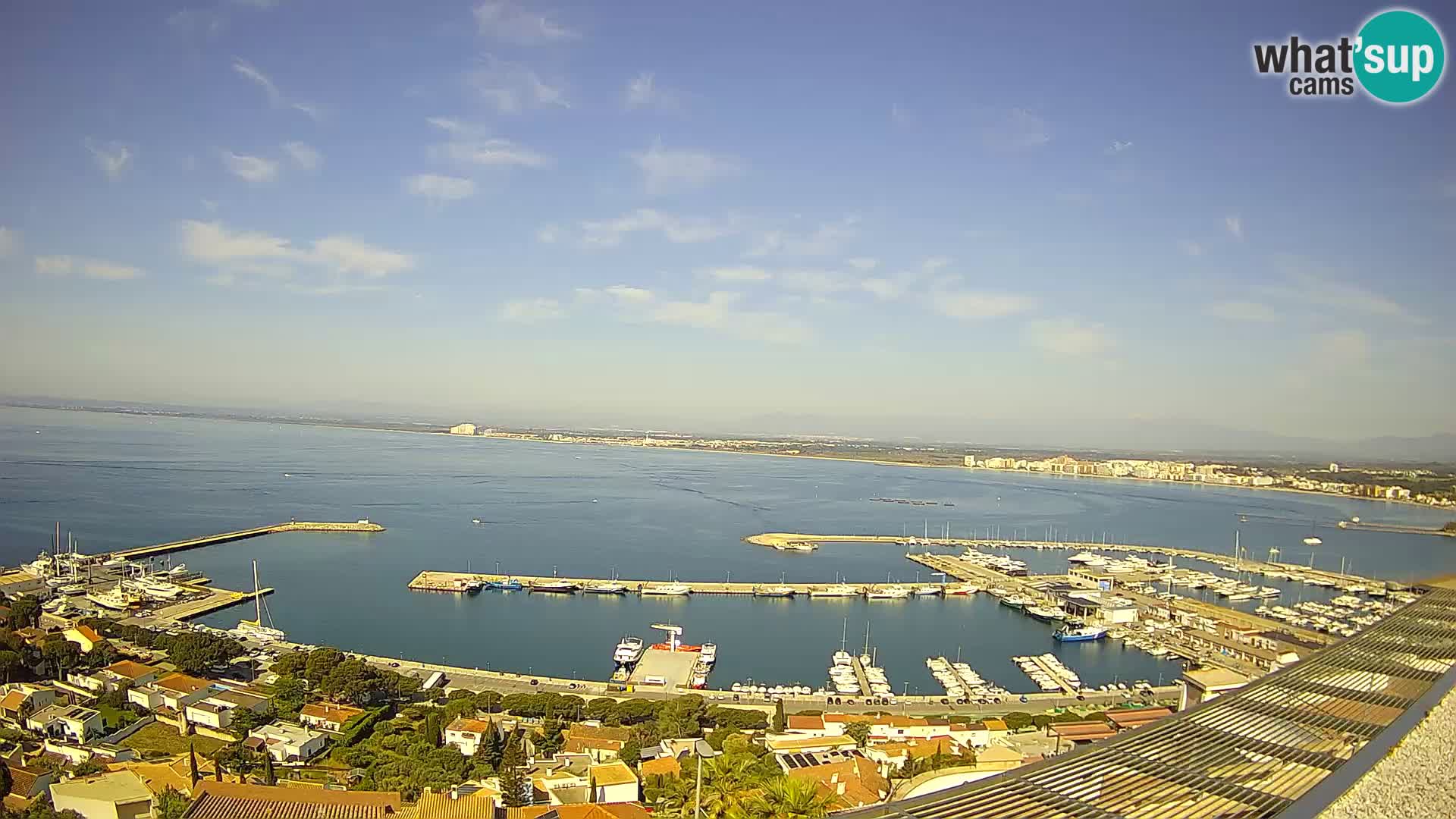 Roses – Puerto pesquero  y la bahía de Roses