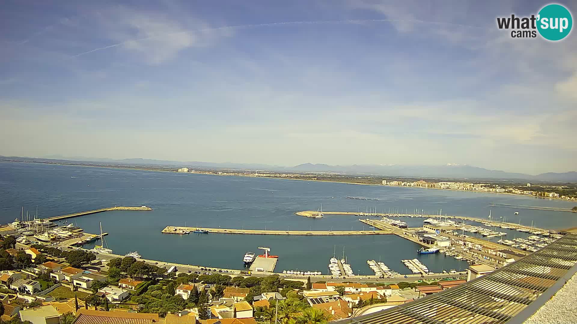 Roses – Puerto pesquero  y la bahía de Roses