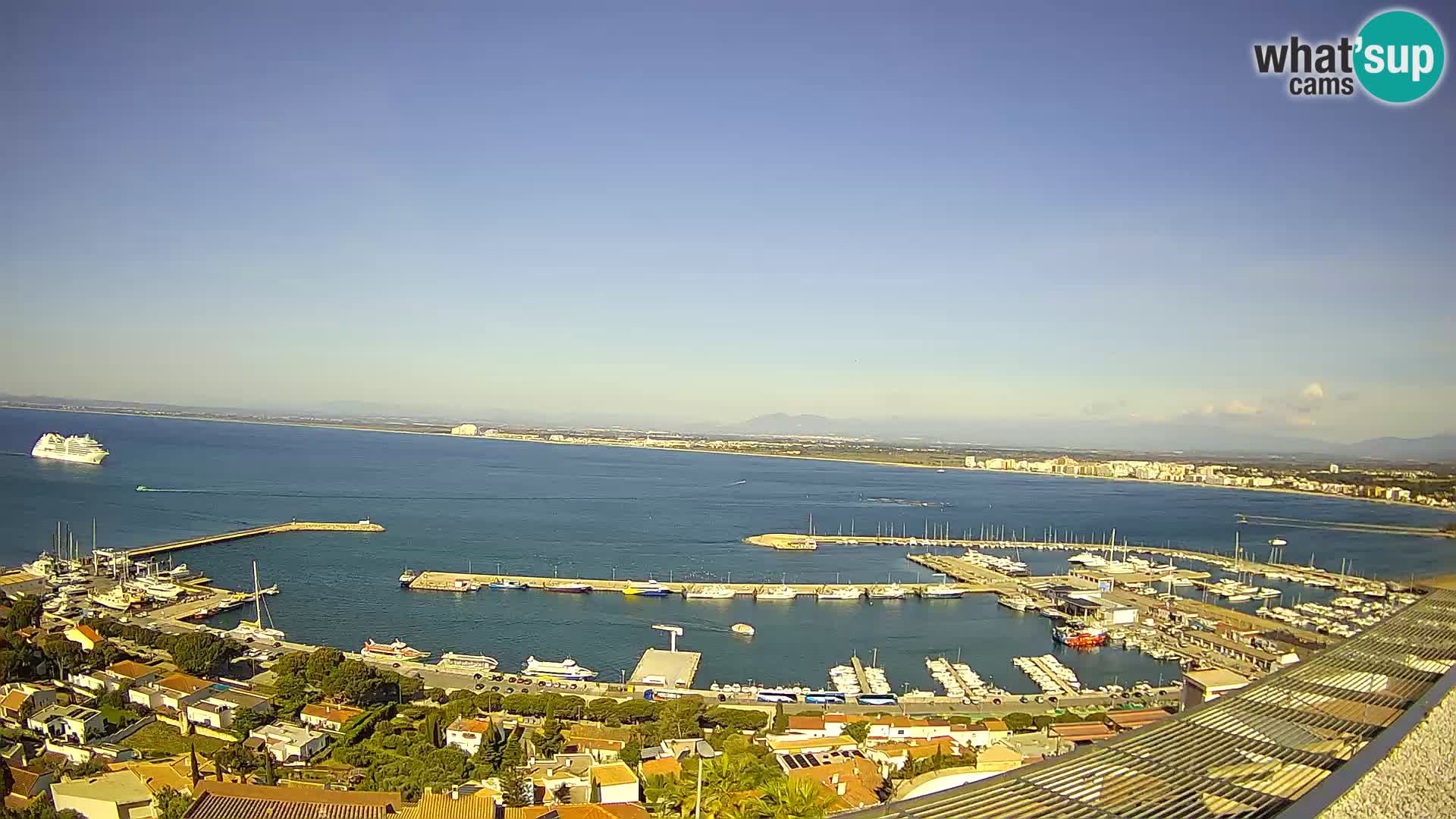 Roses – Puerto pesquero  y la bahía de Roses