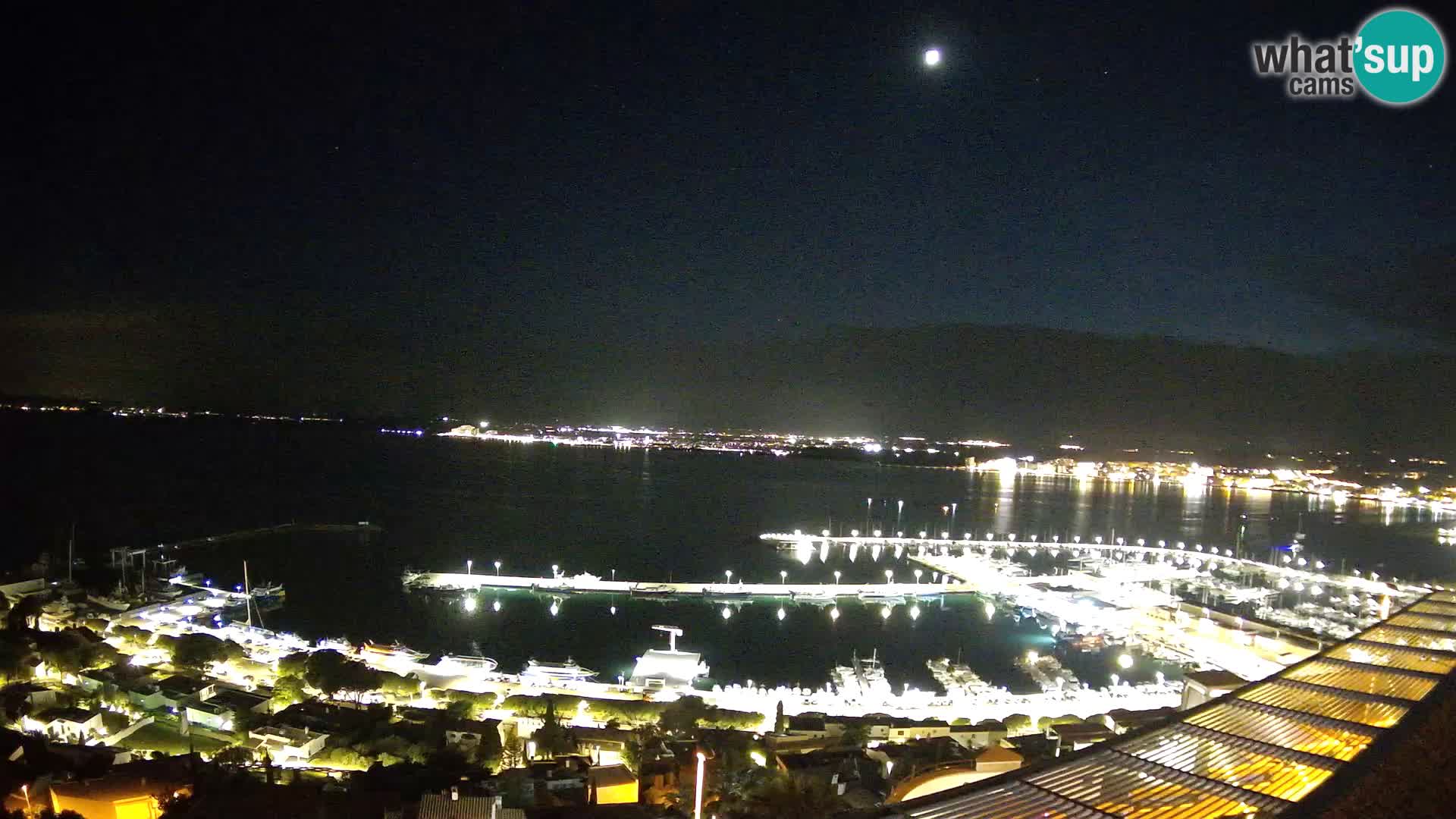 Livecam Hafen Roses –  Fischereihafen und die Bucht