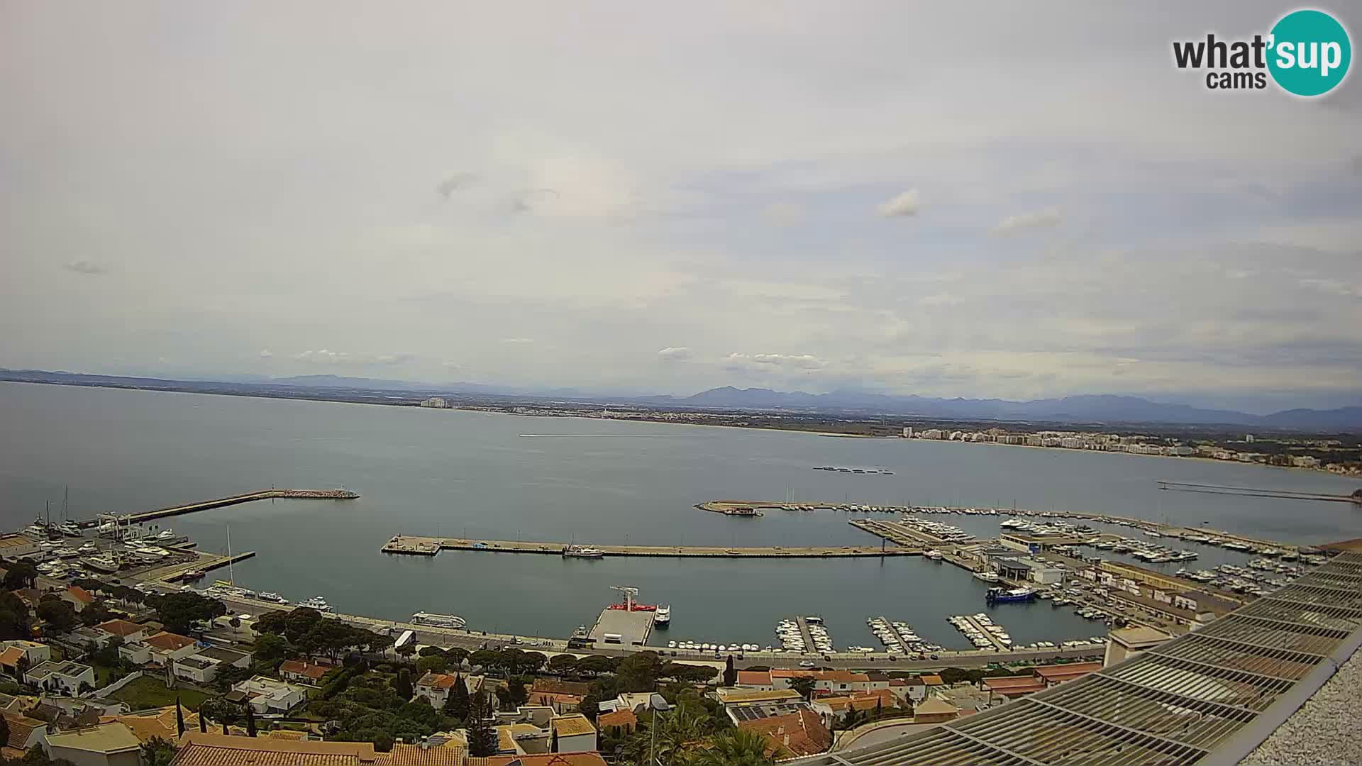 Livecam Hafen Roses –  Fischereihafen und die Bucht