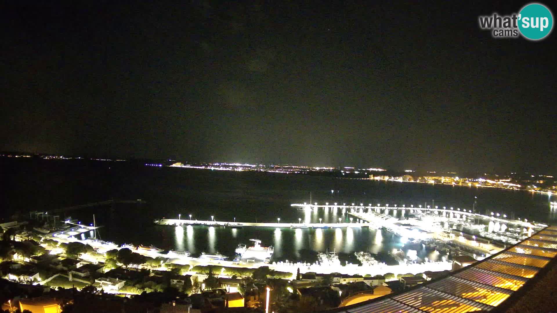 Livecam Hafen Roses –  Fischereihafen und die Bucht