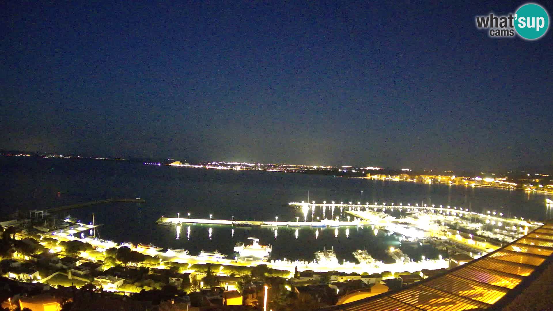 Roses – Puerto pesquero  y la bahía de Roses