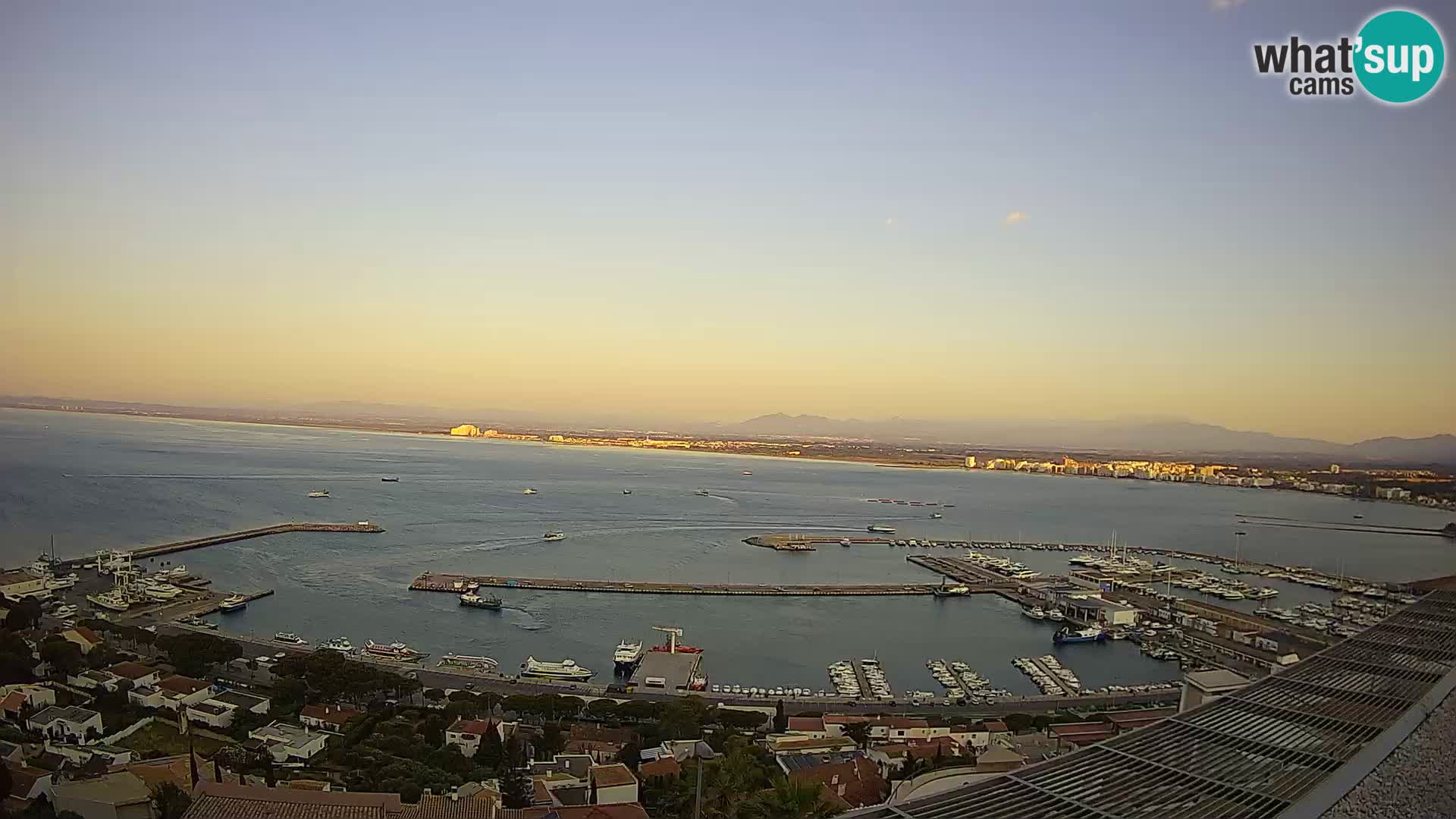 Roses –  Port de pêche  et la baie