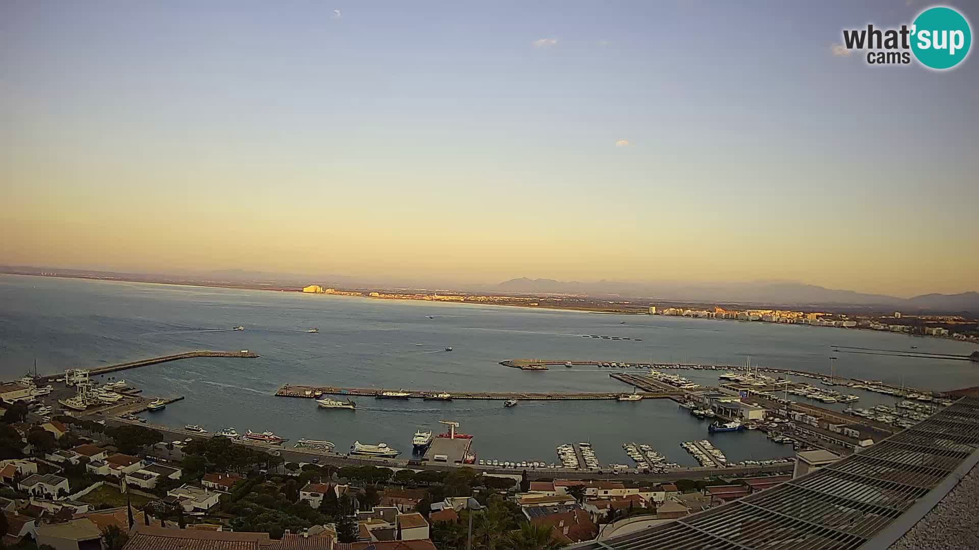 Roses –  Port de pêche  et la baie