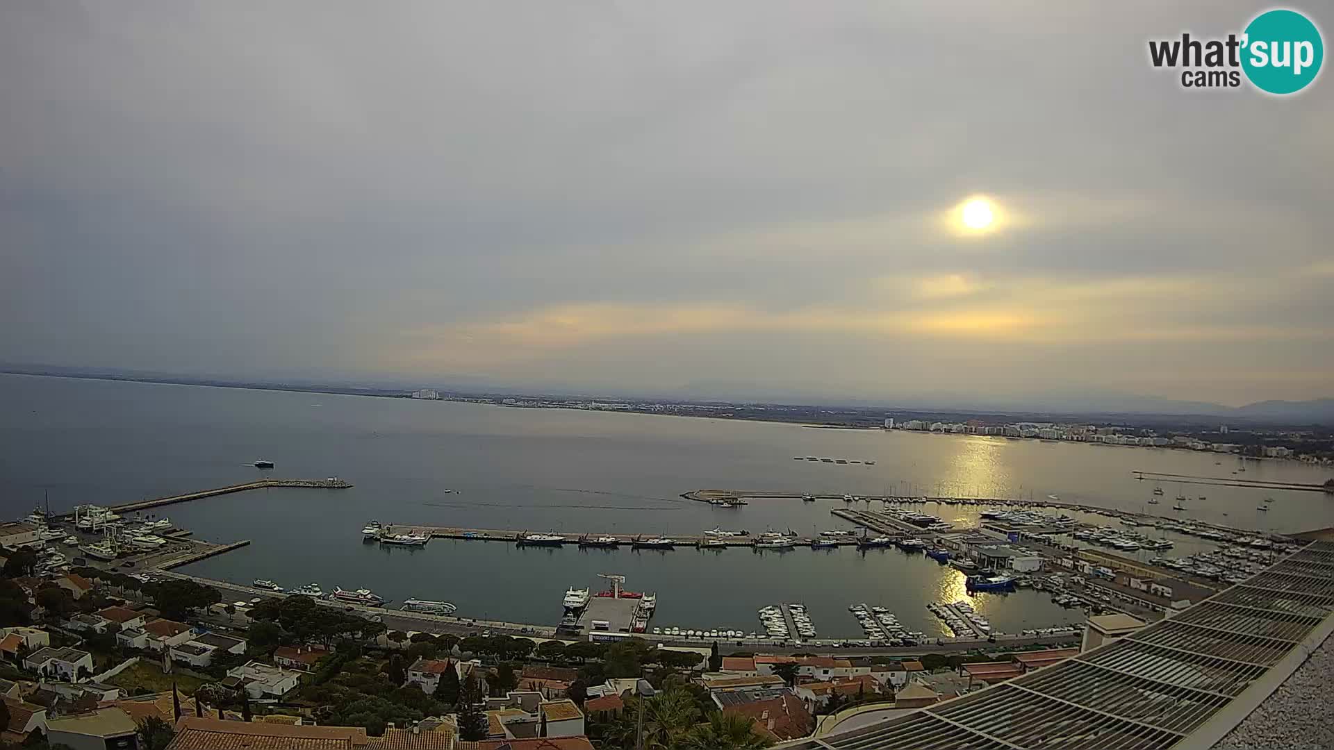 Roses – Puerto pesquero  y la bahía de Roses