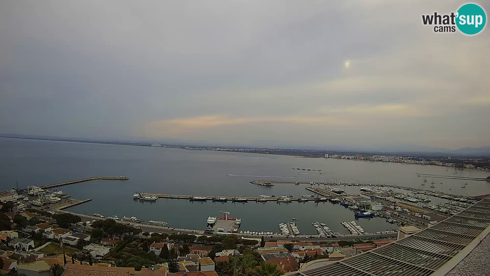 Roses –  Port de pêche  et la baie