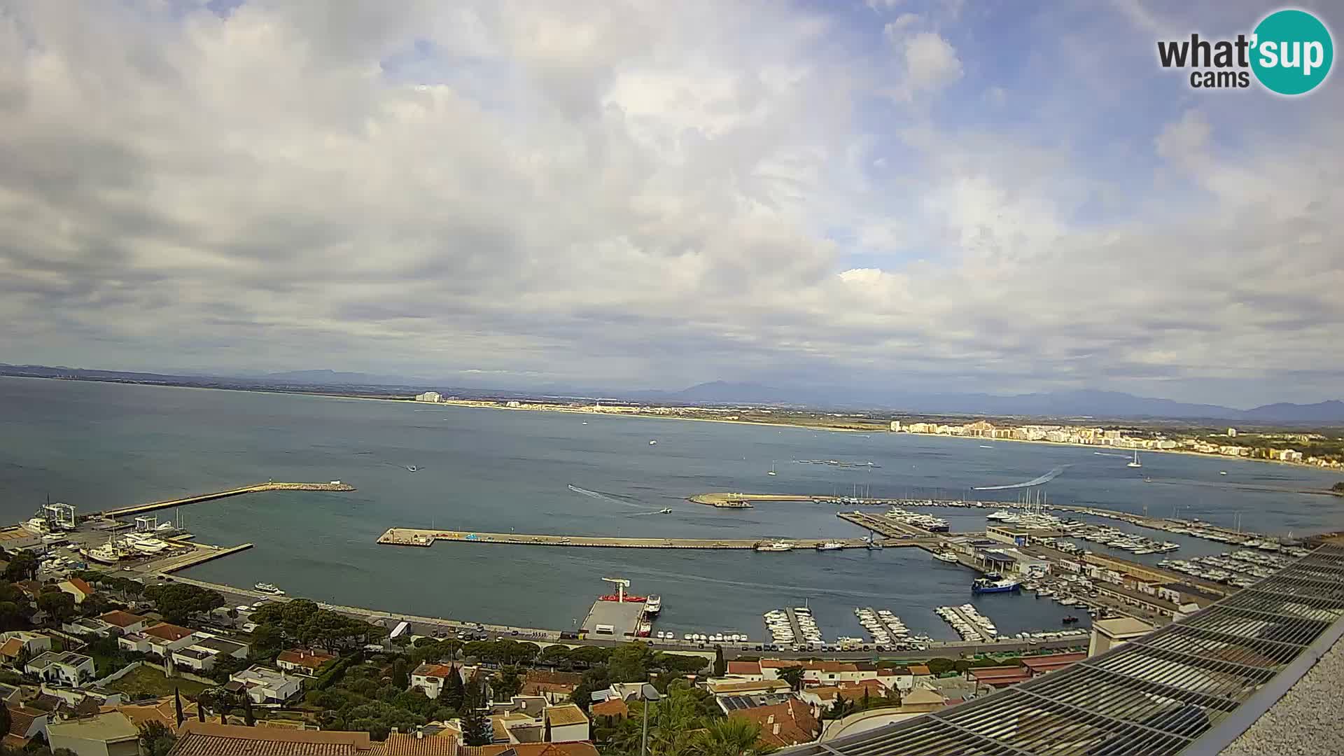 Livecam Hafen Roses –  Fischereihafen und die Bucht