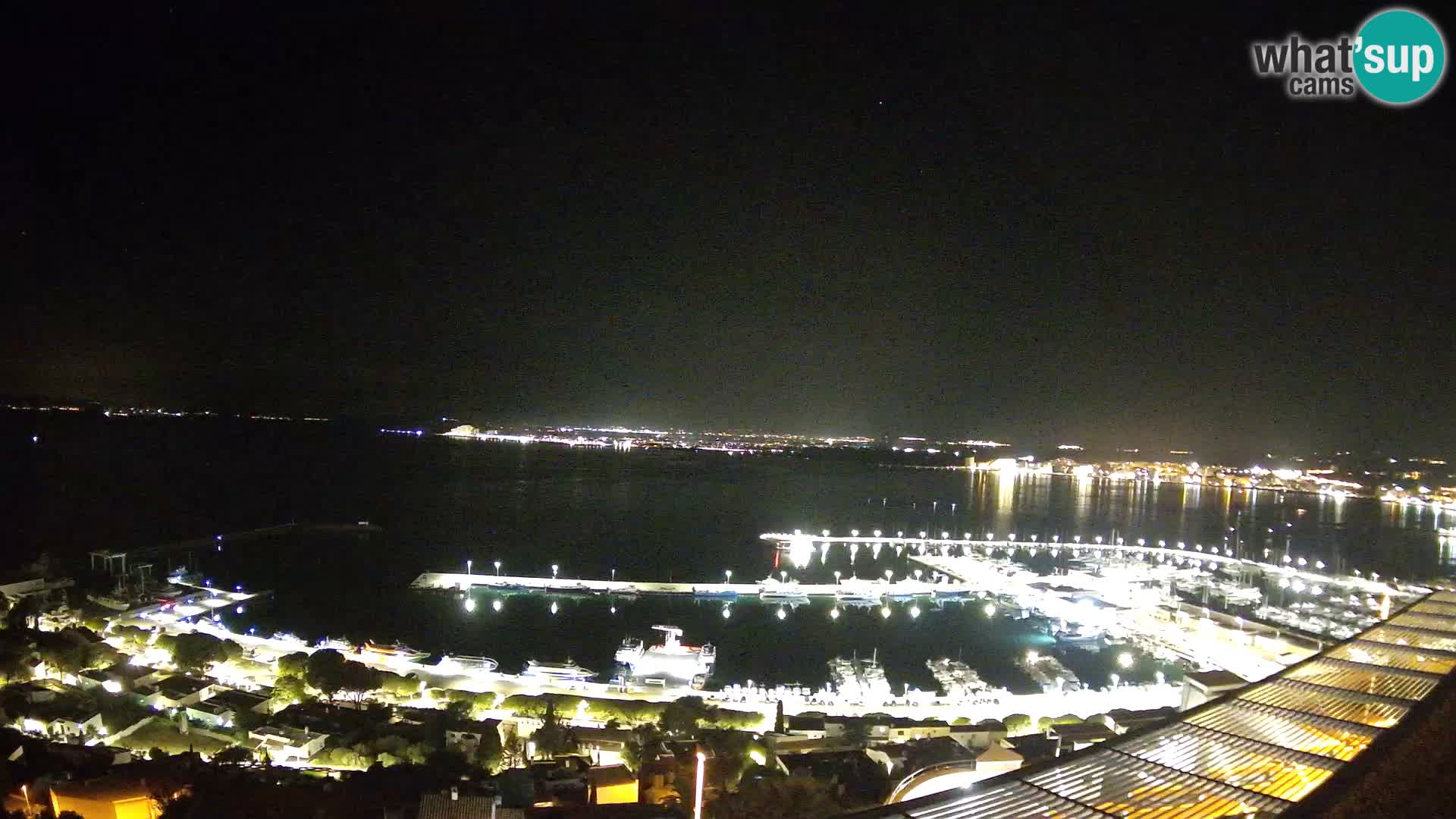 Livecam Hafen Roses –  Fischereihafen und die Bucht
