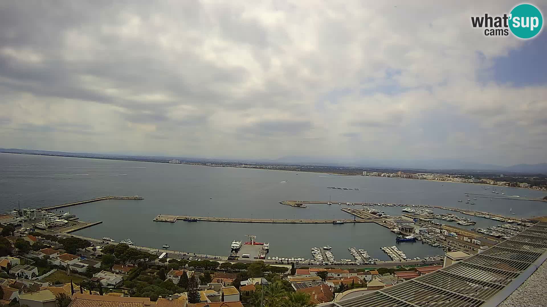 Livecam Hafen Roses –  Fischereihafen und die Bucht