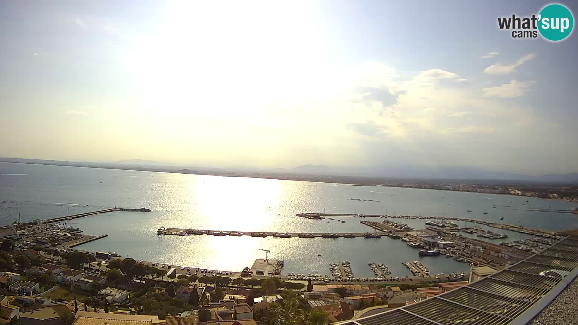 Livecam Hafen Roses –  Fischereihafen und die Bucht