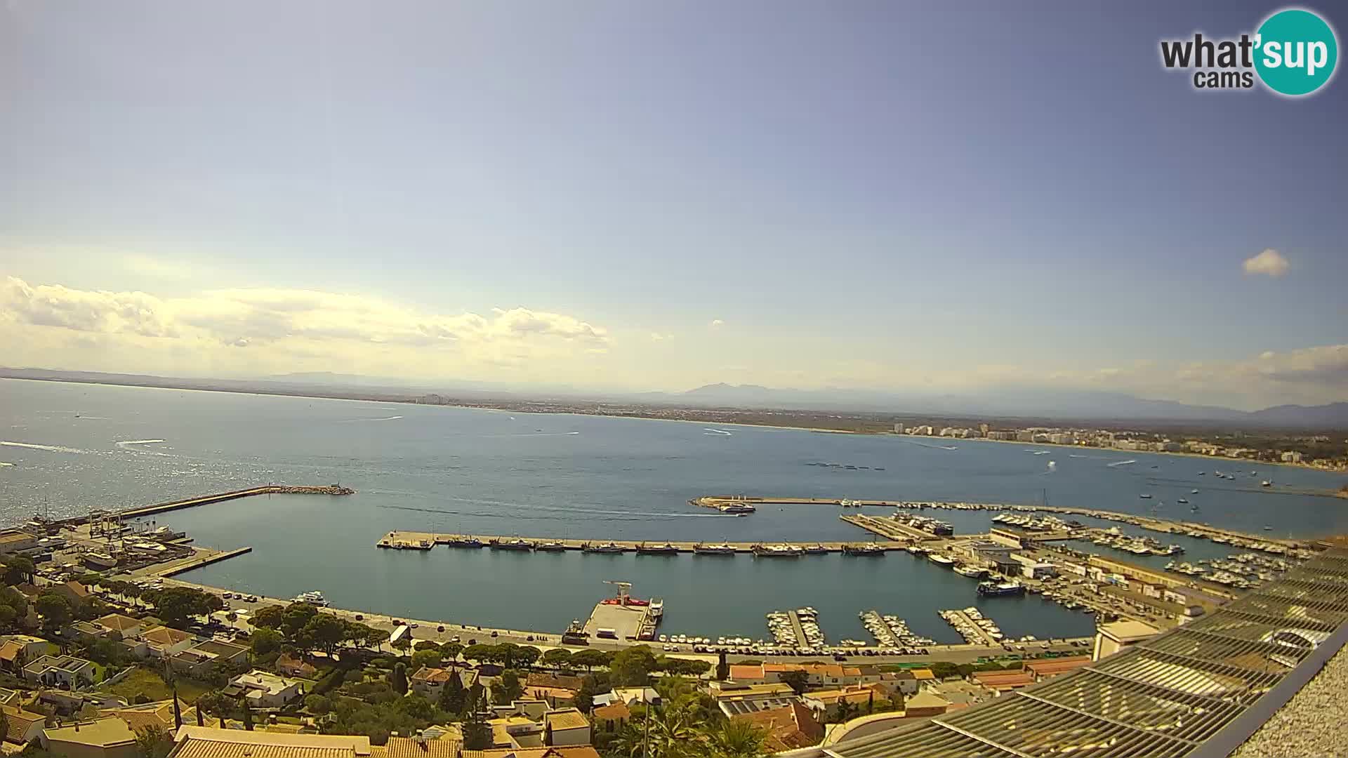 Livecam Hafen Roses –  Fischereihafen und die Bucht