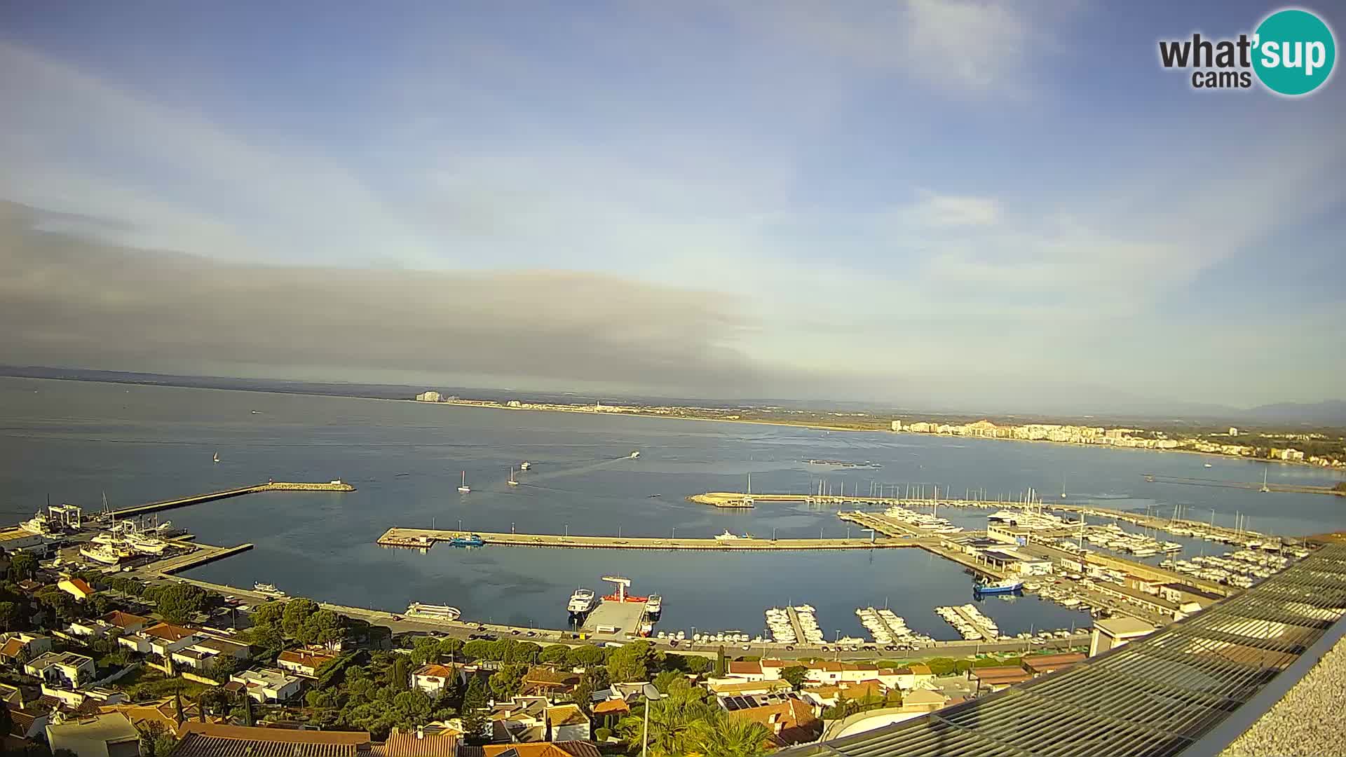 Livecam Hafen Roses –  Fischereihafen und die Bucht