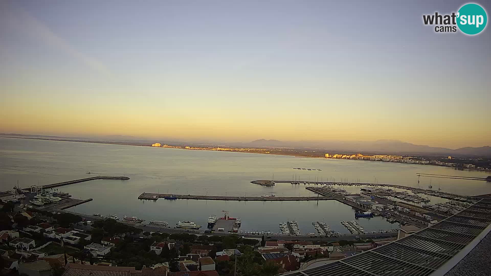 Roses – Ribiško pristanišče  in zaliv