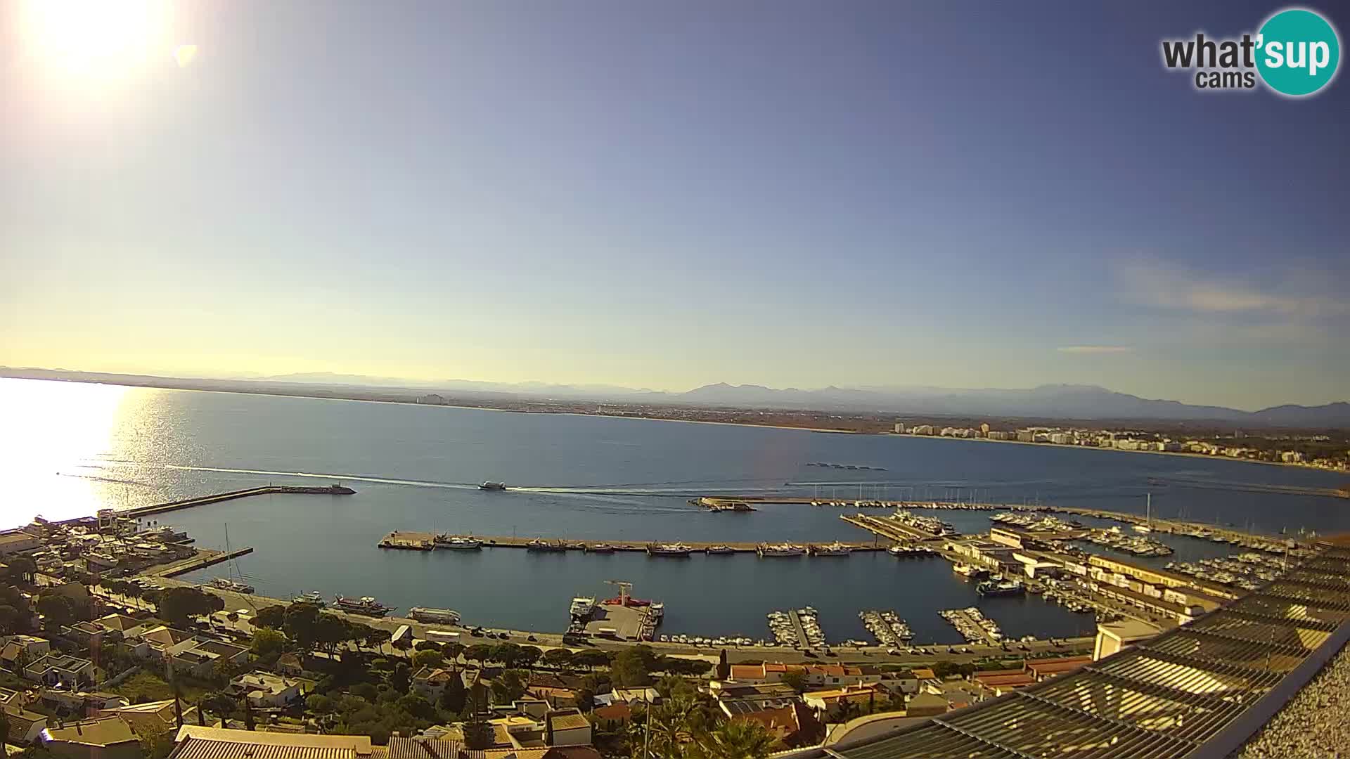 Roses – Puerto pesquero  y la bahía de Roses