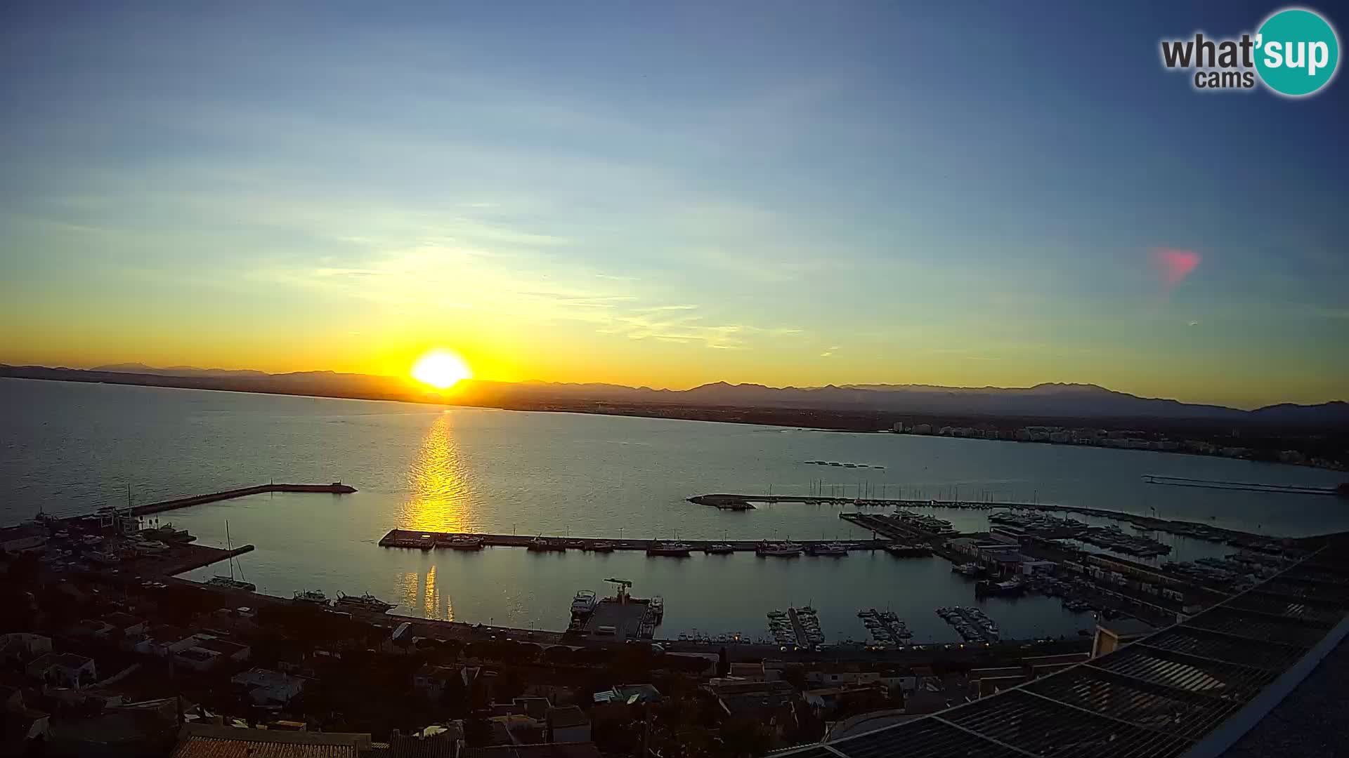 Roses – Puerto pesquero  y la bahía de Roses